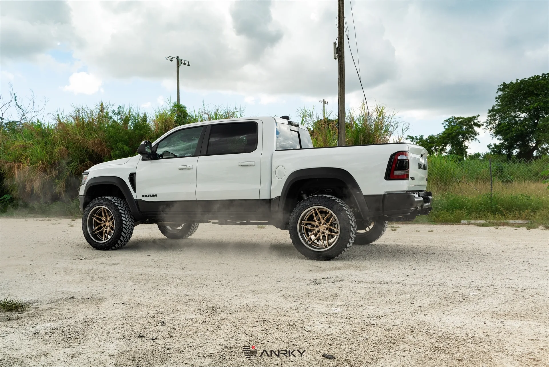 Anrky AN36T SeriesTHREE on RAM 1500 5th gen (DT), photo 12