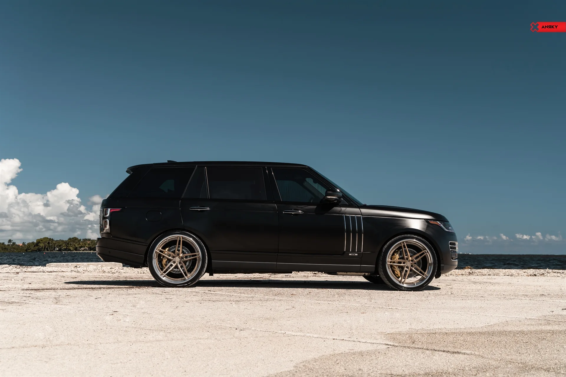 Anrky AN37 SeriesTHREE on Land Rover Range Rover L405.1, photo 3