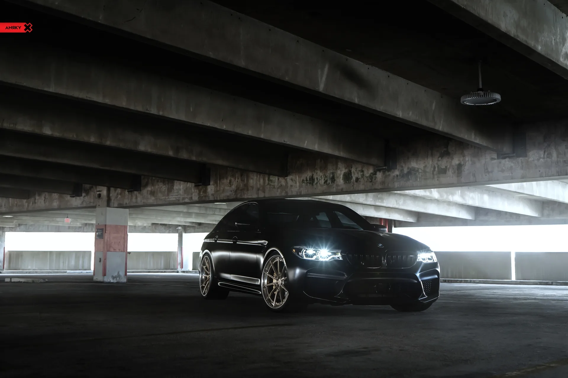 Anrky AN38 SeriesTHREE on BMW M5 F90.1, photo 4