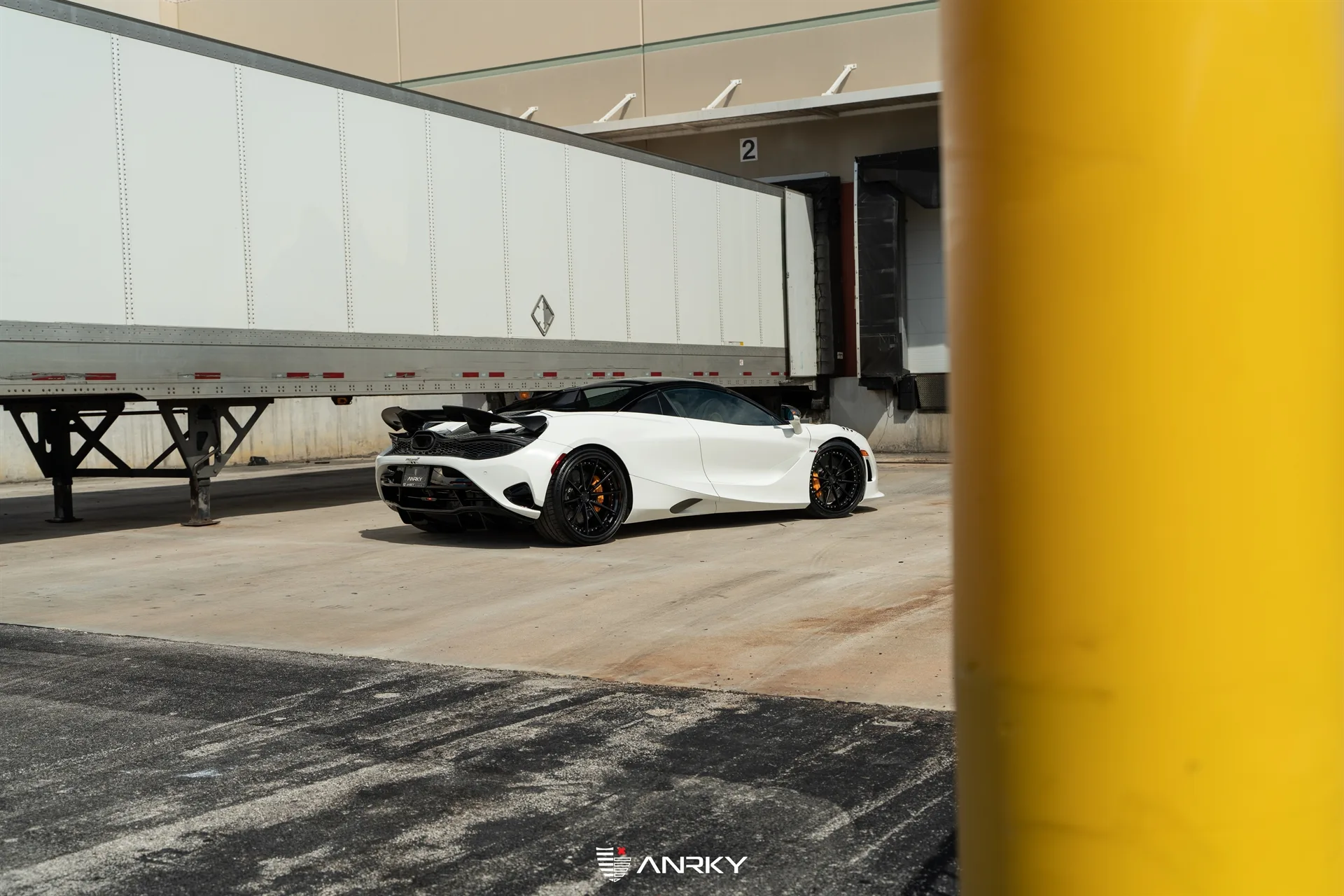 Anrky AN38 SeriesTHREE on McLaren 750S, photo 2