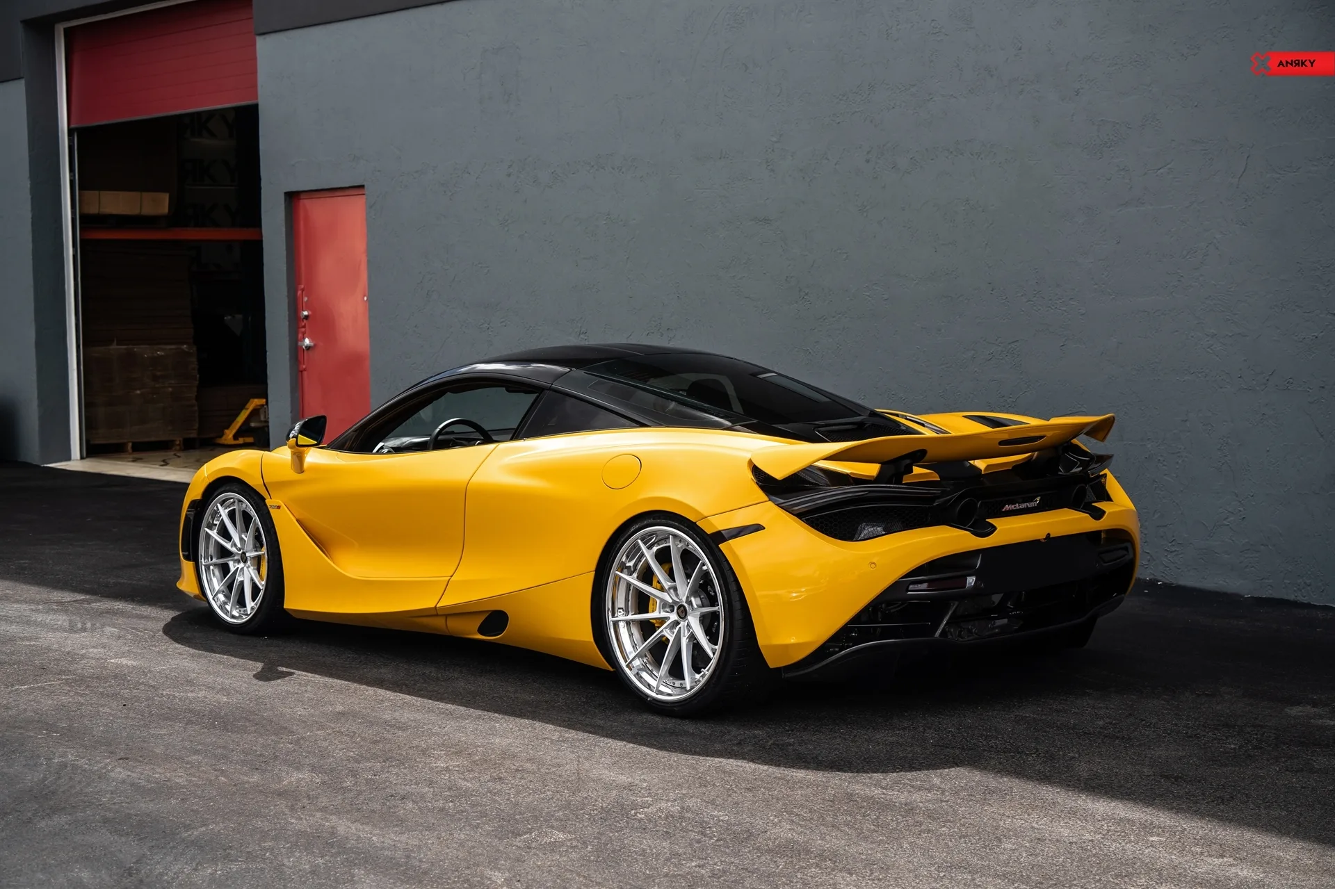 Anrky AN38 SeriesTHREE on McLaren 720S, photo 9