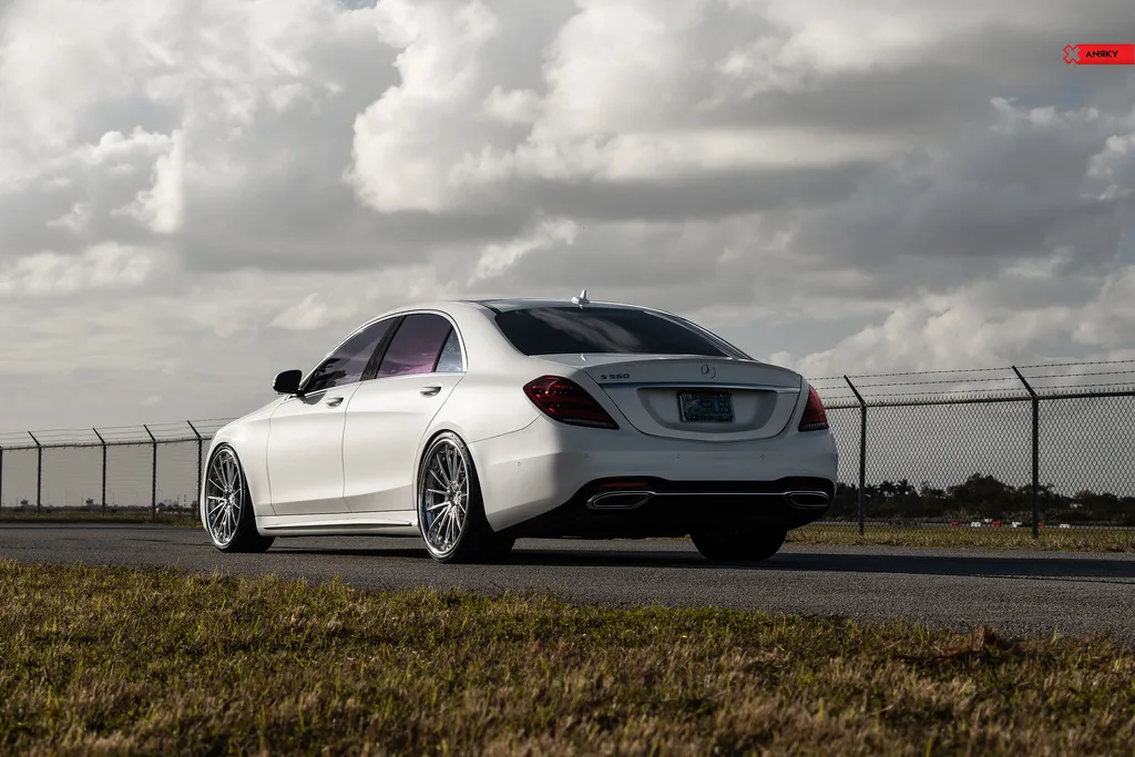 Anrky AN39 SeriesTHREE on Mercedes-Benz S-Class W222.1