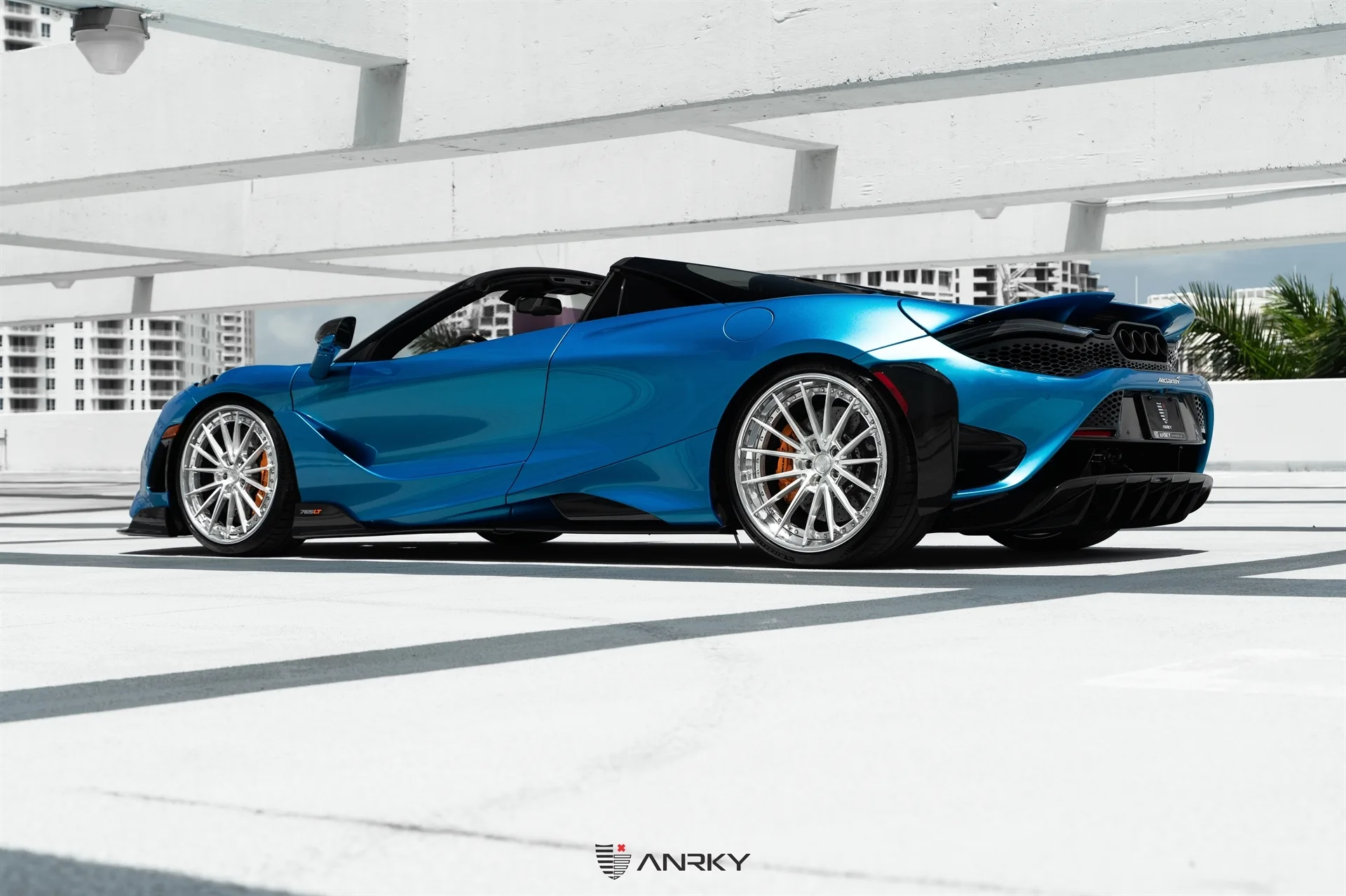 Anrky AN39 SeriesTHREE on McLaren 765LT
