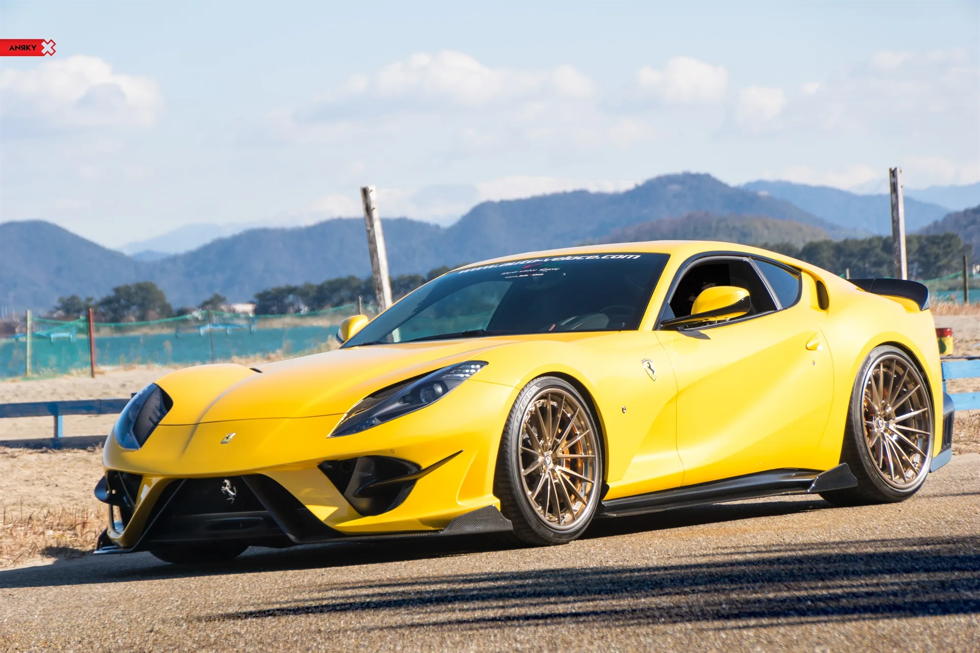 Anrky AN39 SeriesTHREE on Ferrari 812 F152M