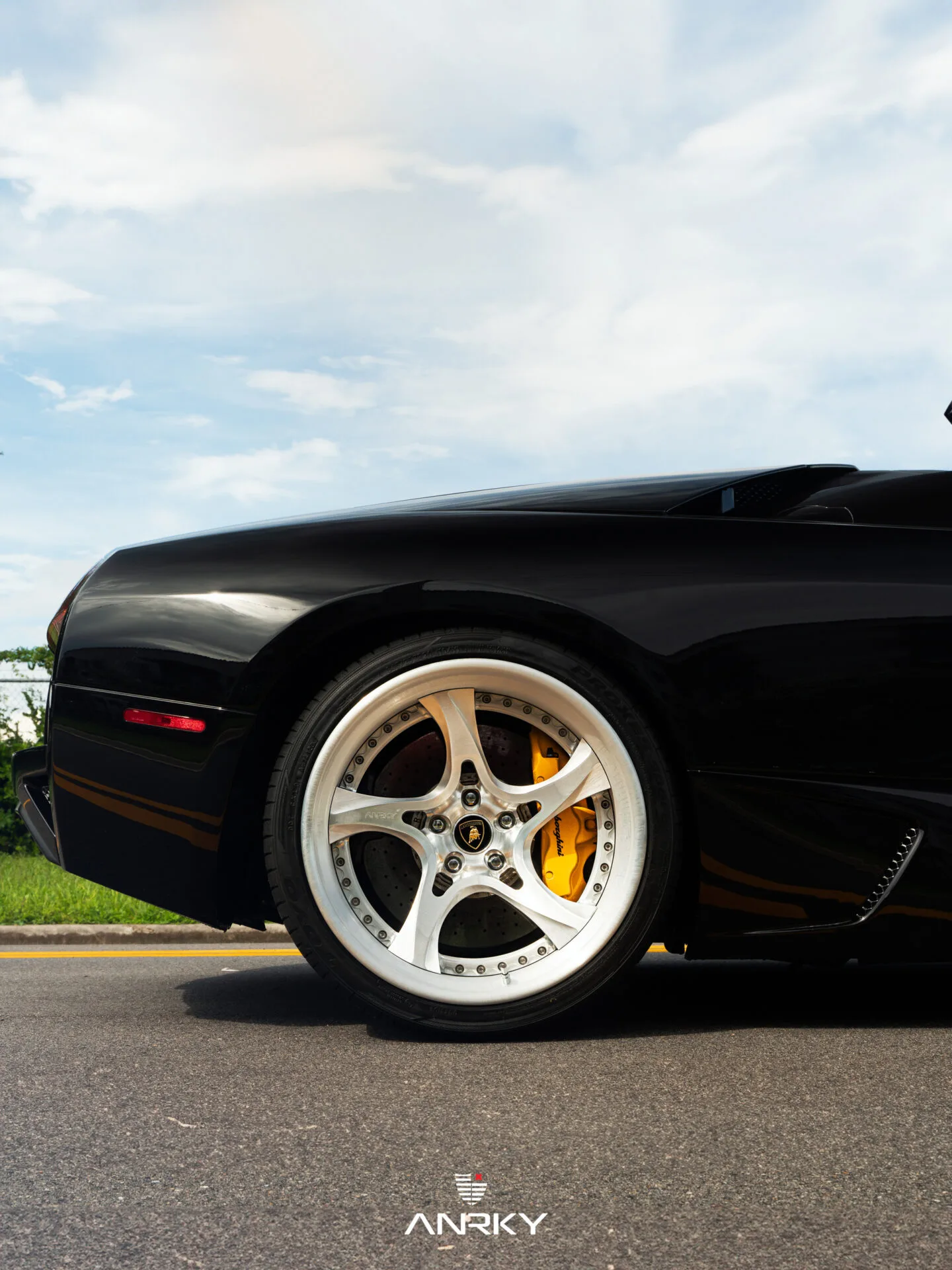 Anrky XR-305 on Lamborghini Murcielago (2001), photo 2