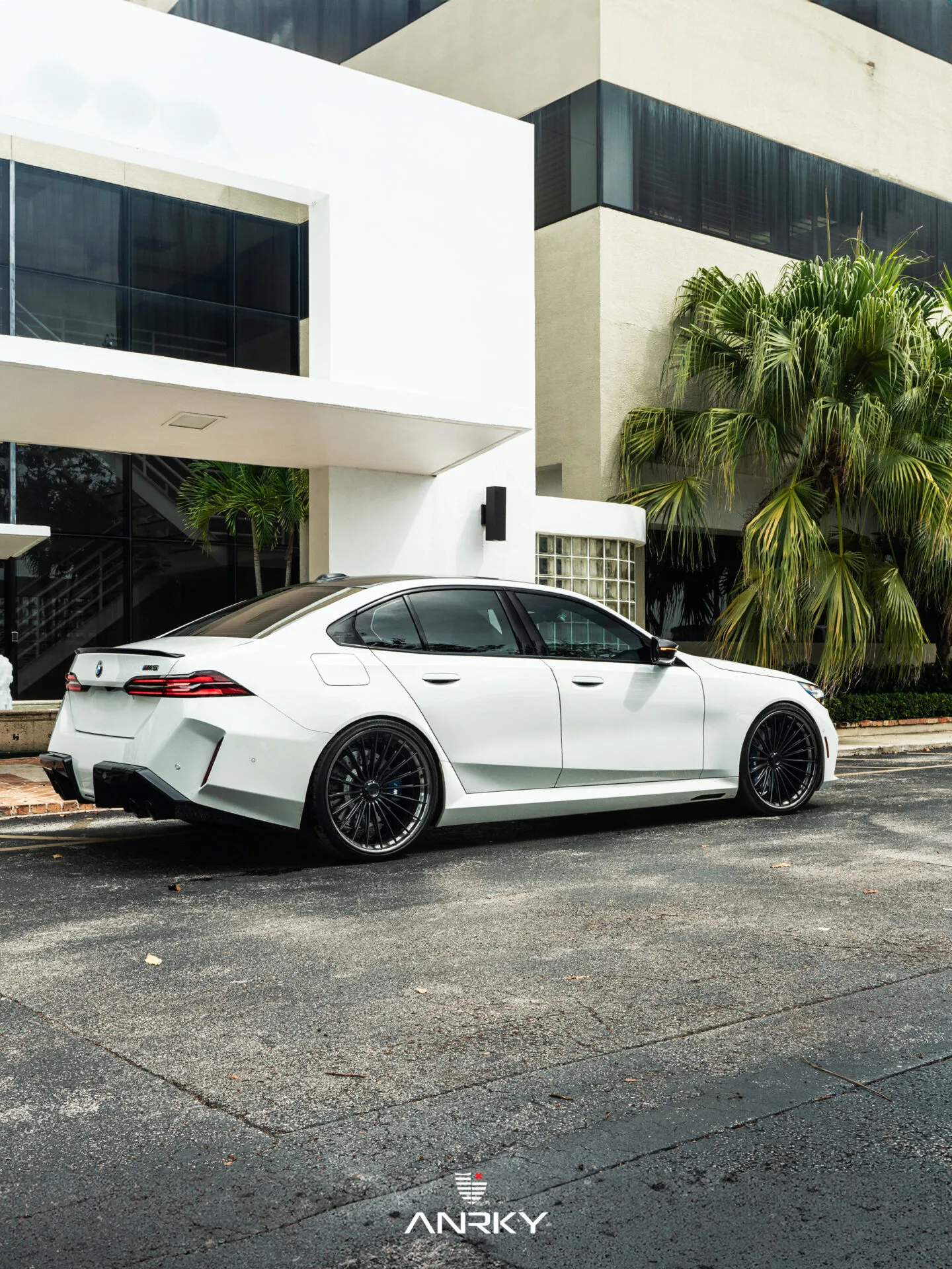 Anrky XR-370 on BMW M5 G90, photo 11