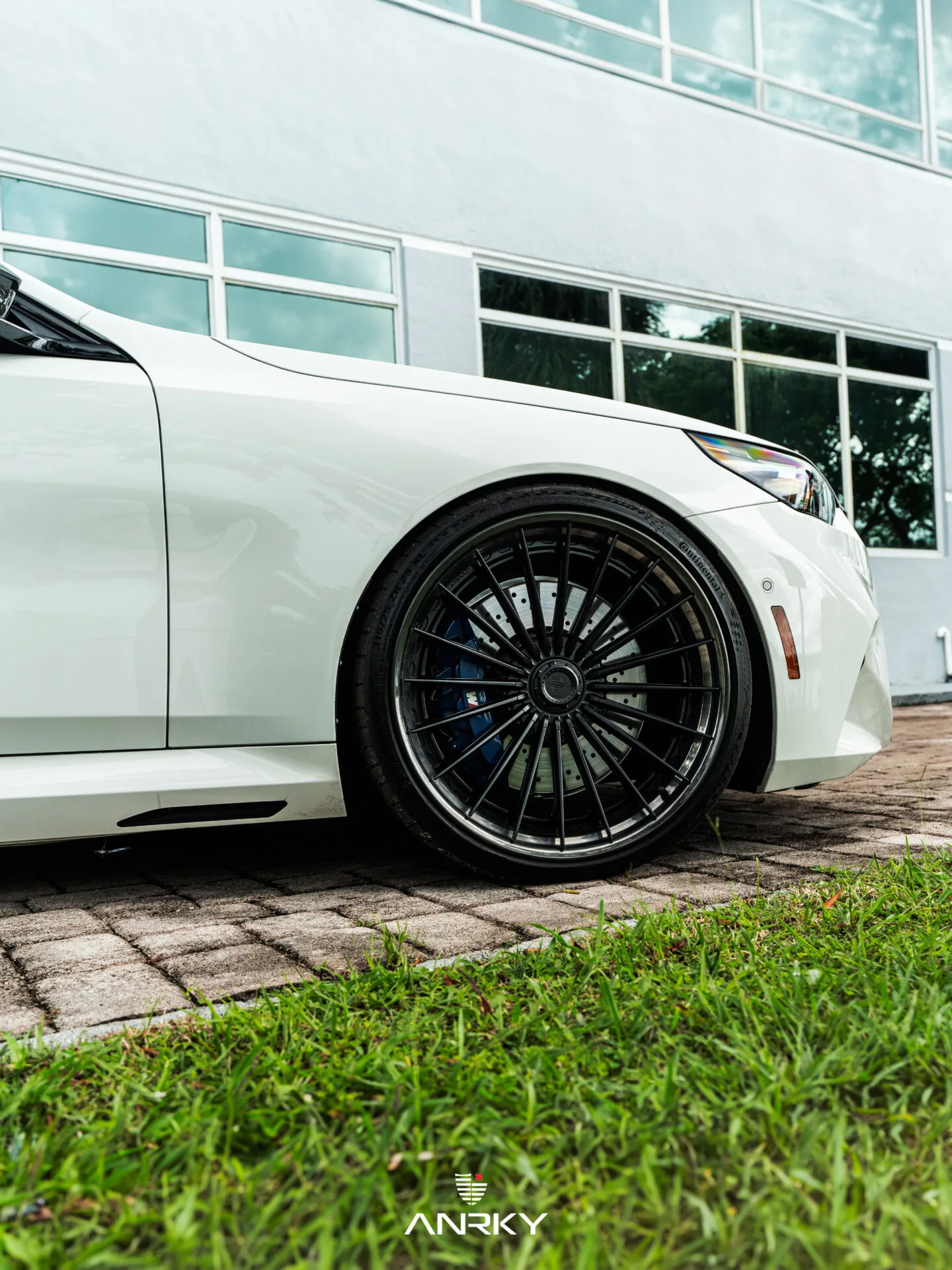 Anrky XR-370 on BMW M5 G90, photo 7