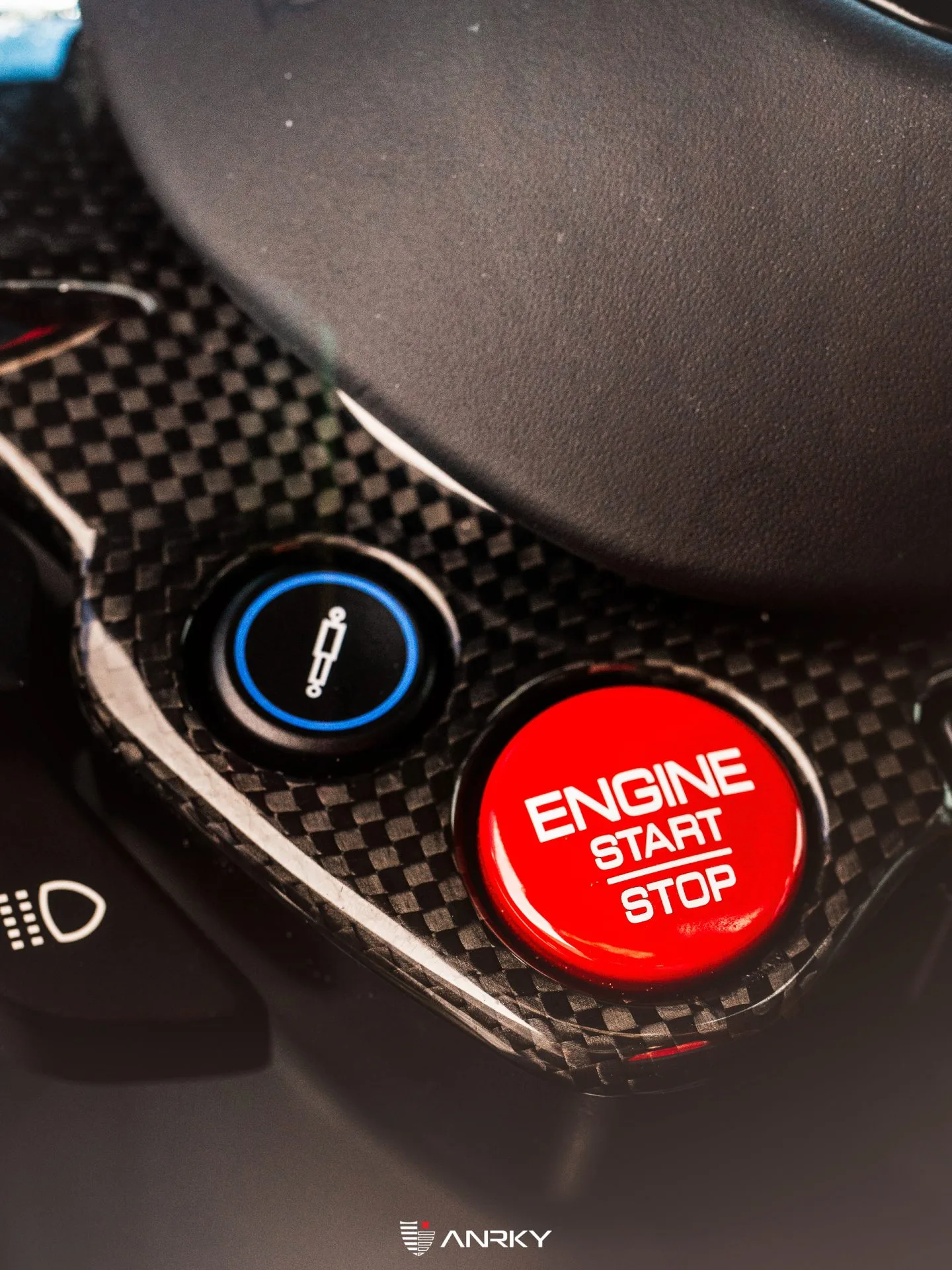Anrky JDX|Series JDX-220 on Ferrari F8 F142MFL, photo 3