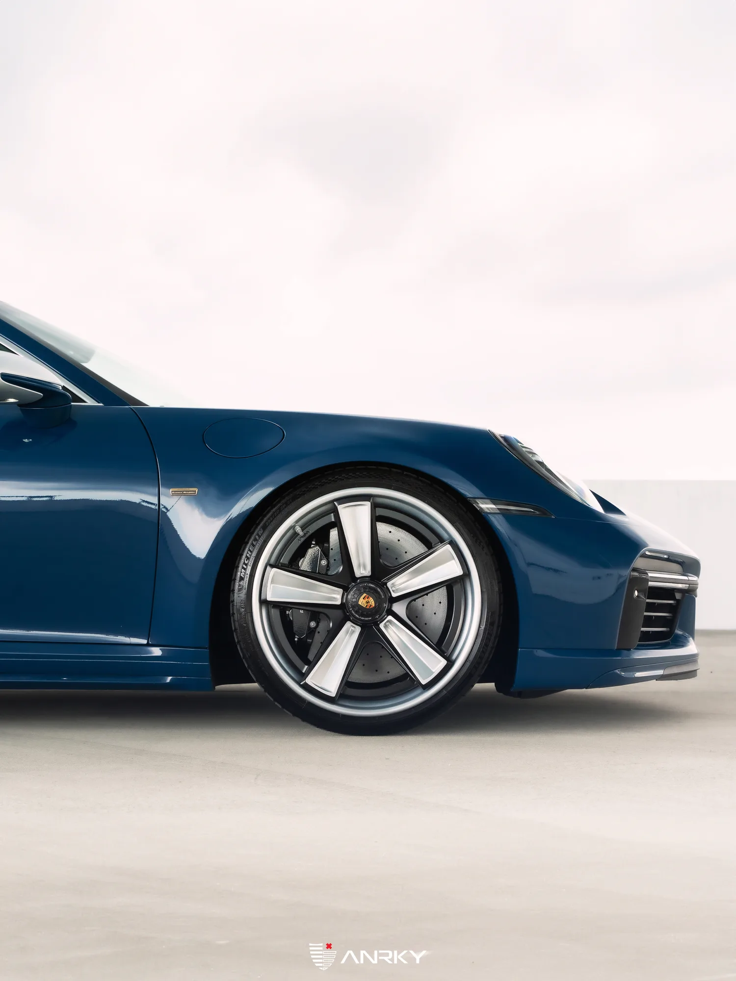 Anrky RETROSeries FU-5 on Porsche 911 992.1, photo 2