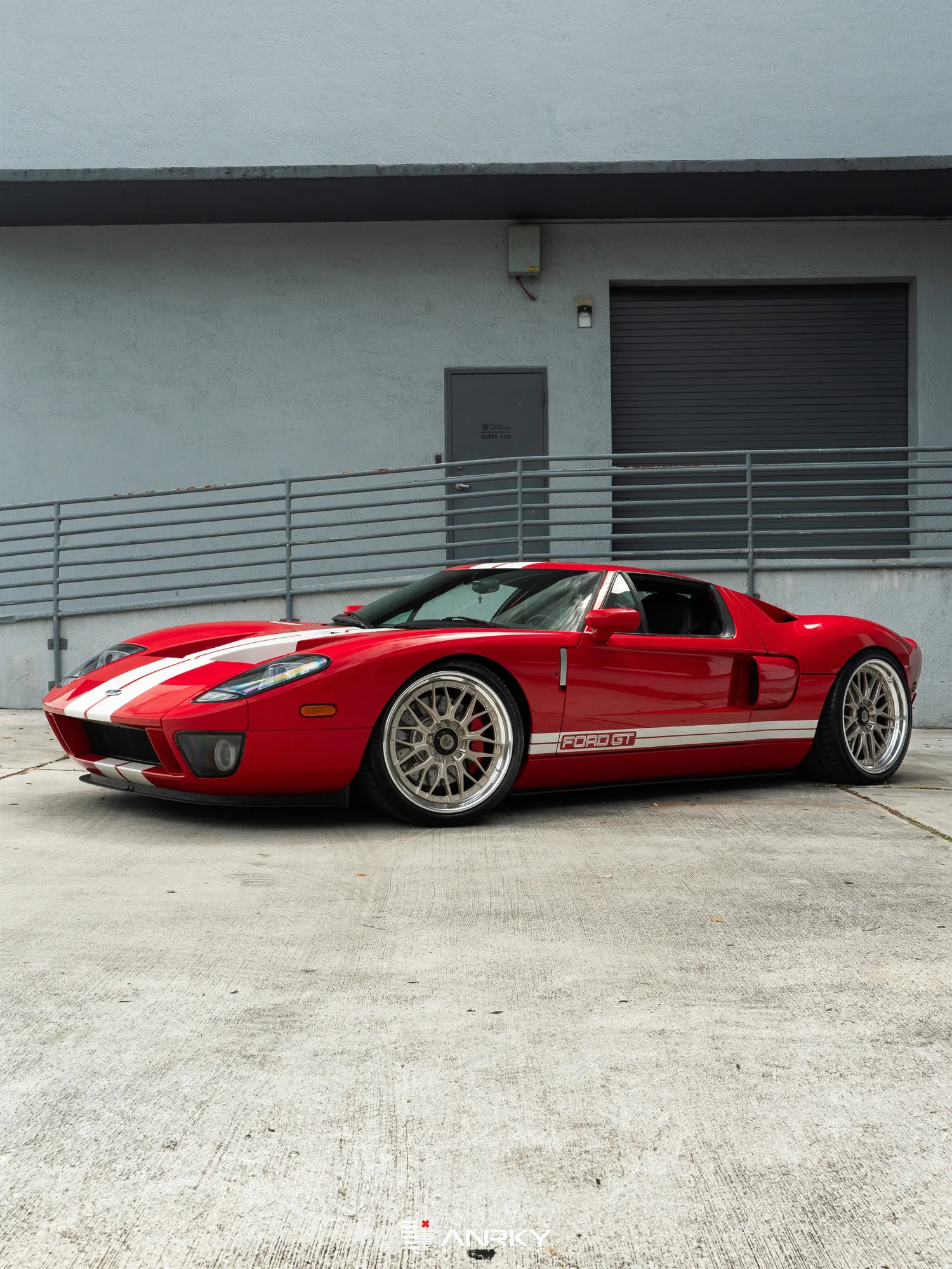 Anrky RETROSeries RS1 Classic on Ford GT First generation (2004-2006), photo 11