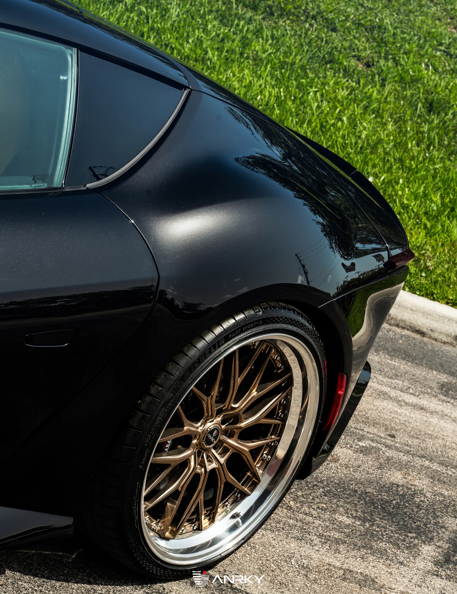 Anrky RETROSeries RS1 Classic on Ferrari 12Cilindri, photo 12