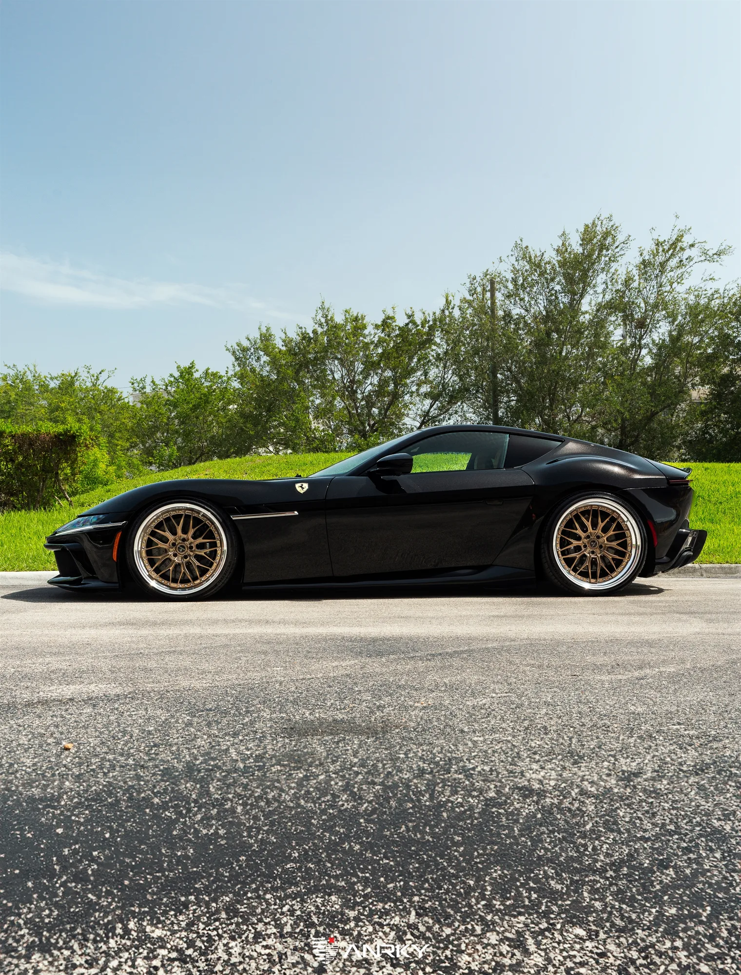 Anrky RETROSeries RS1 Classic on Ferrari 12Cilindri, photo 4