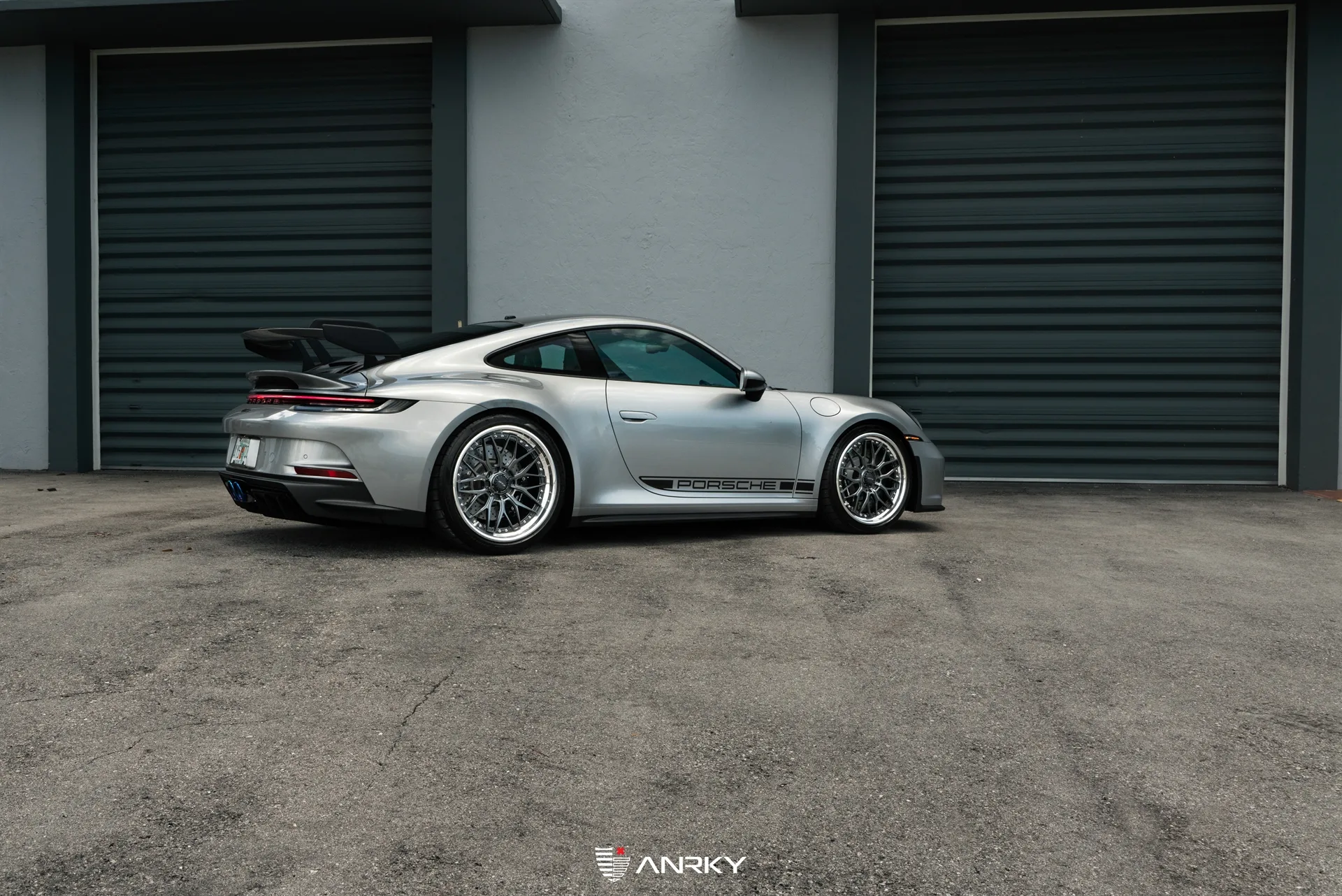 Anrky RETROSeries RS1 on Porsche 911 992.1, photo 3