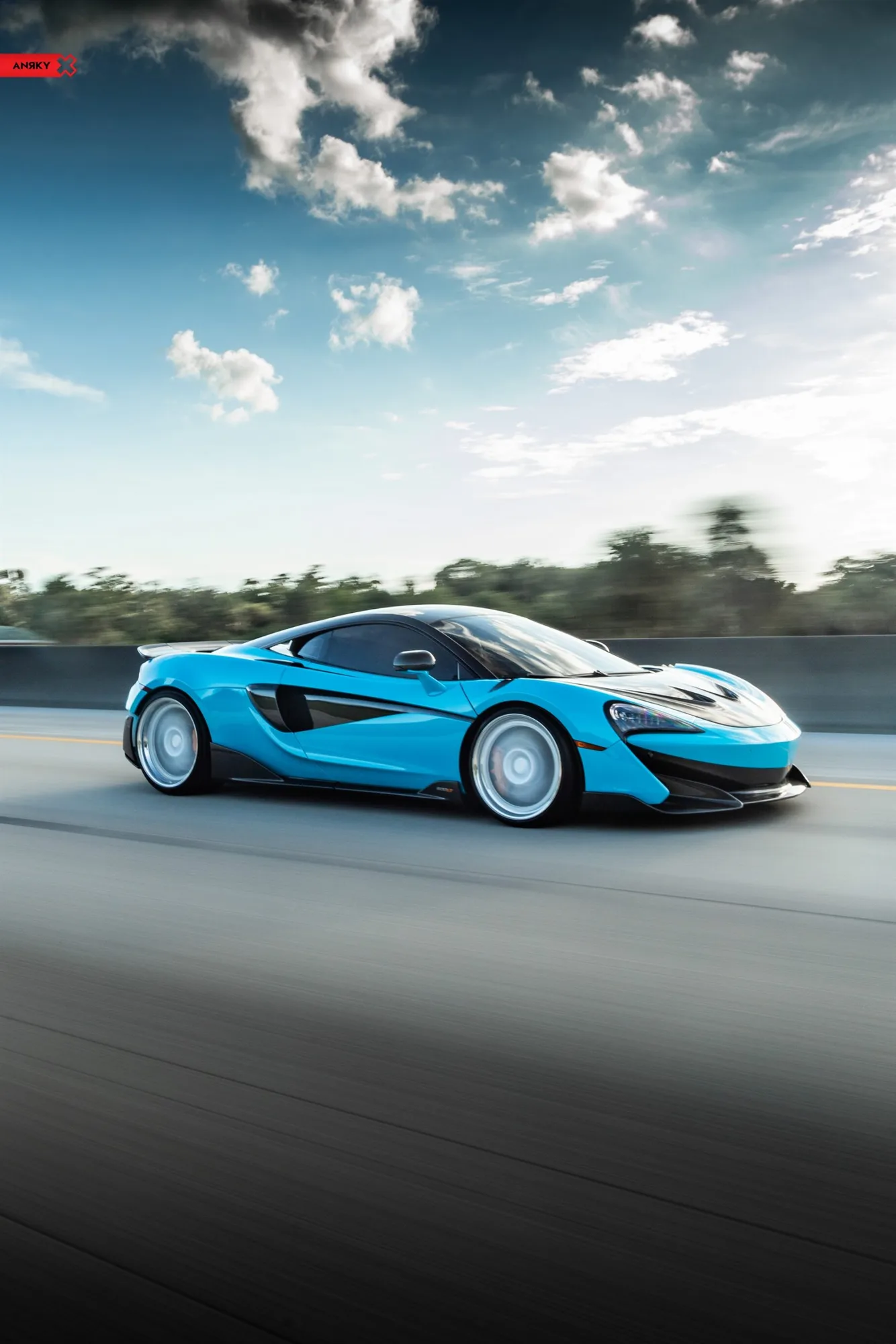 Anrky RETROSeries RS1 on McLaren 600LT, photo 3