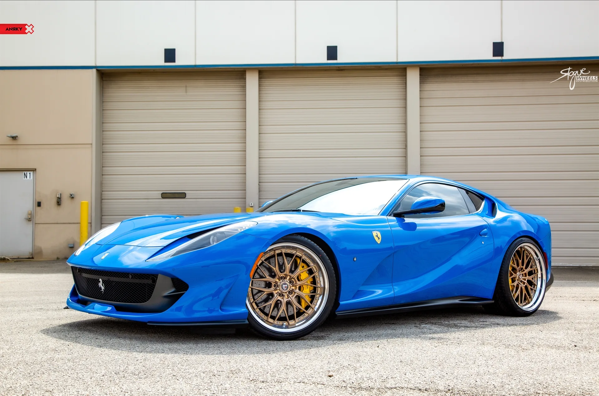 Anrky RETROSeries RS1 on Ferrari 812 F152M, photo 4