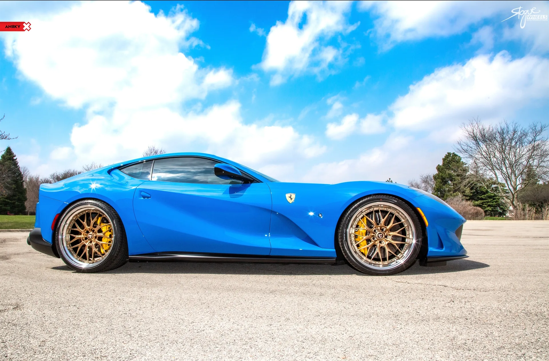 Anrky RETROSeries RS1 on Ferrari 812 F152M, photo 2