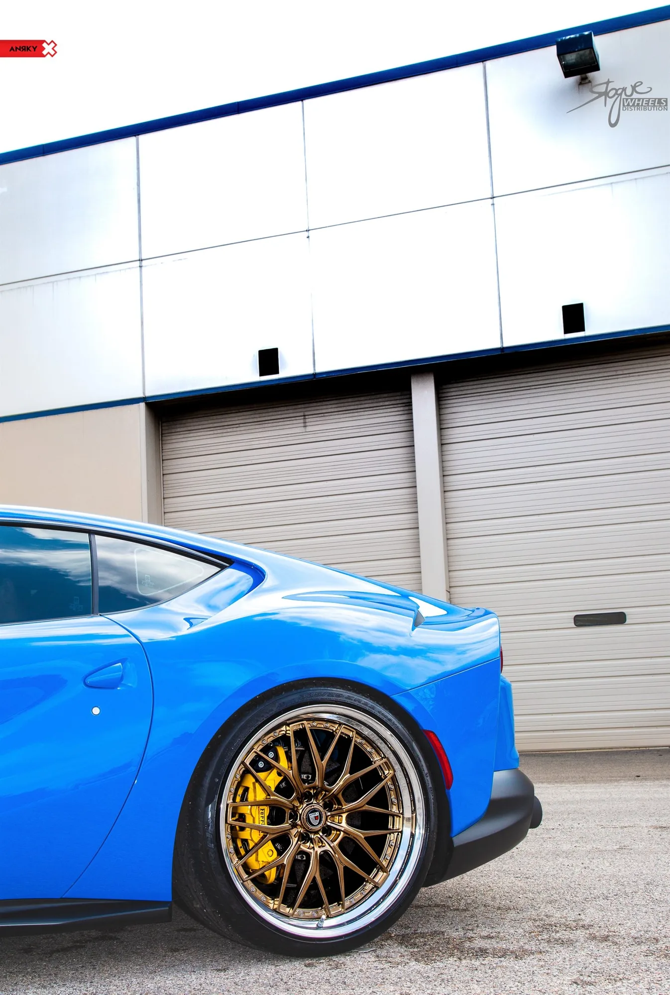 Anrky RETROSeries RS1 on Ferrari 812 F152M