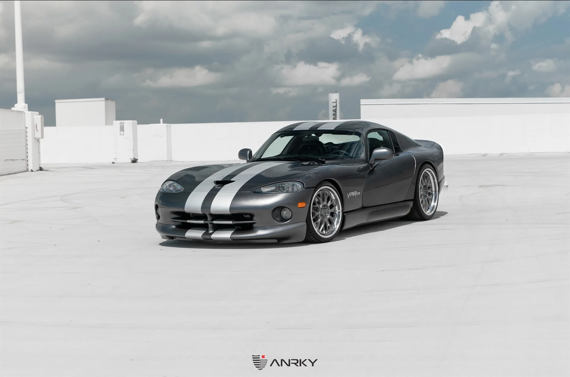 Anrky RETROSeries RS1 on Dodge Viper SR II (2nd gen), photo 5