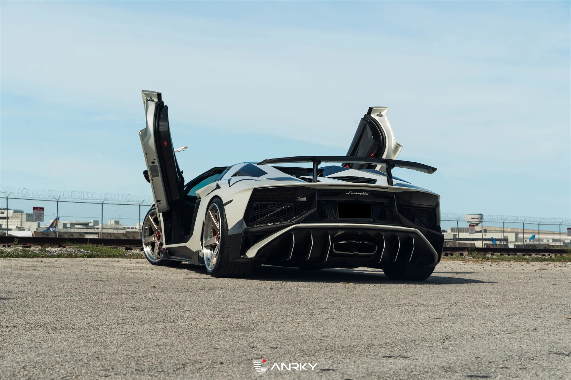 Anrky RETROSeries RS5.3 on Lamborghini Aventador SV LP 750-4 (2015-2017)