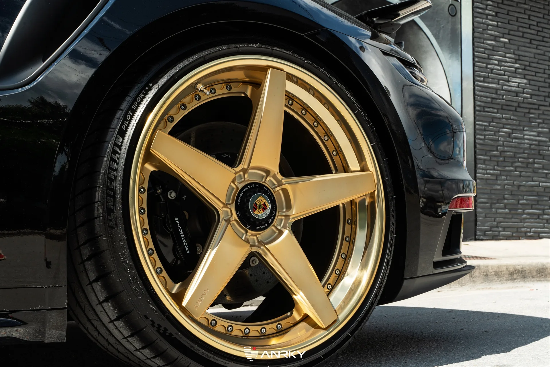 Anrky RETROSeries RS5.3 on Porsche 911 992.2, photo 11