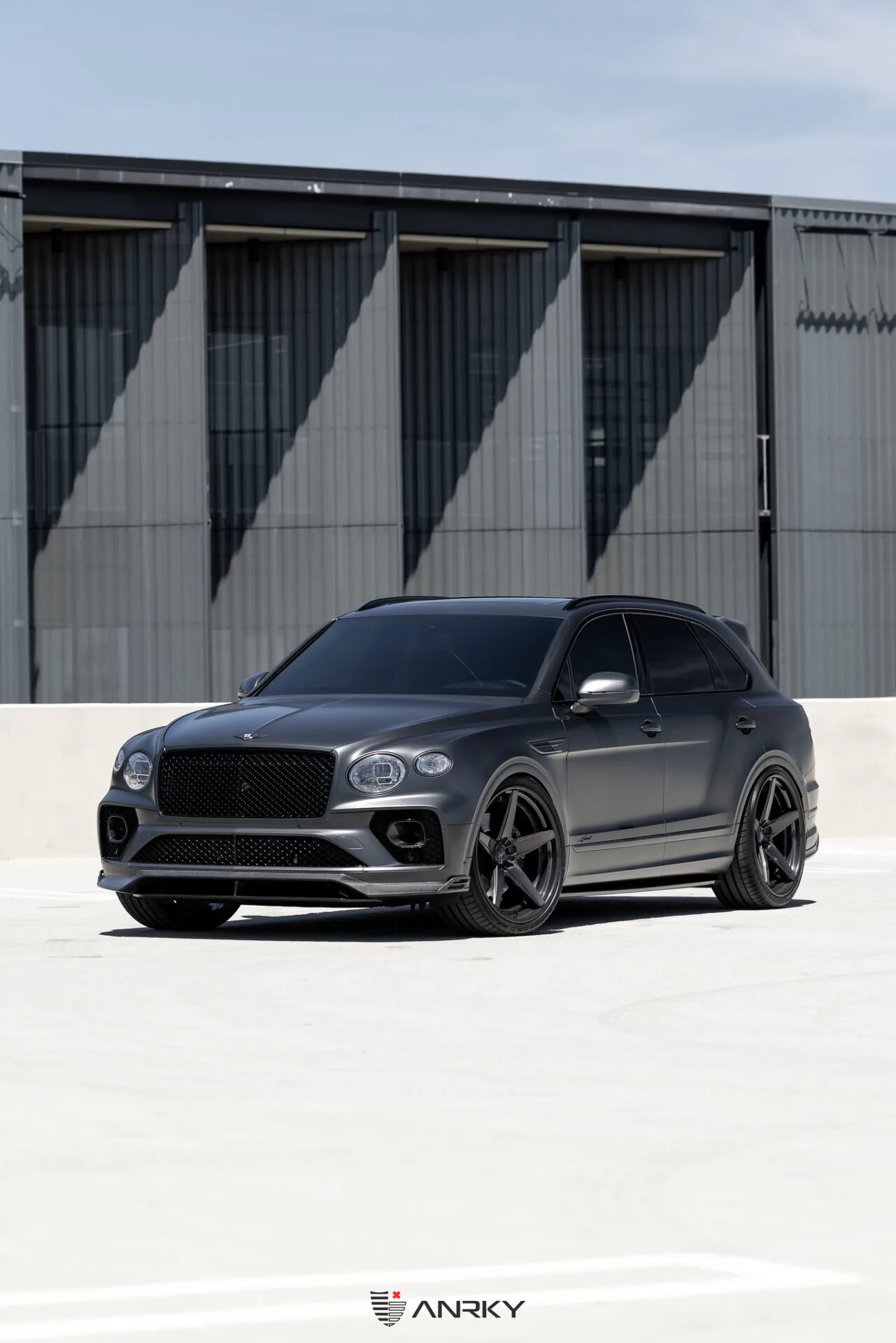 Anrky RETROSeries RS5.3 on Bentley Bentayga.1