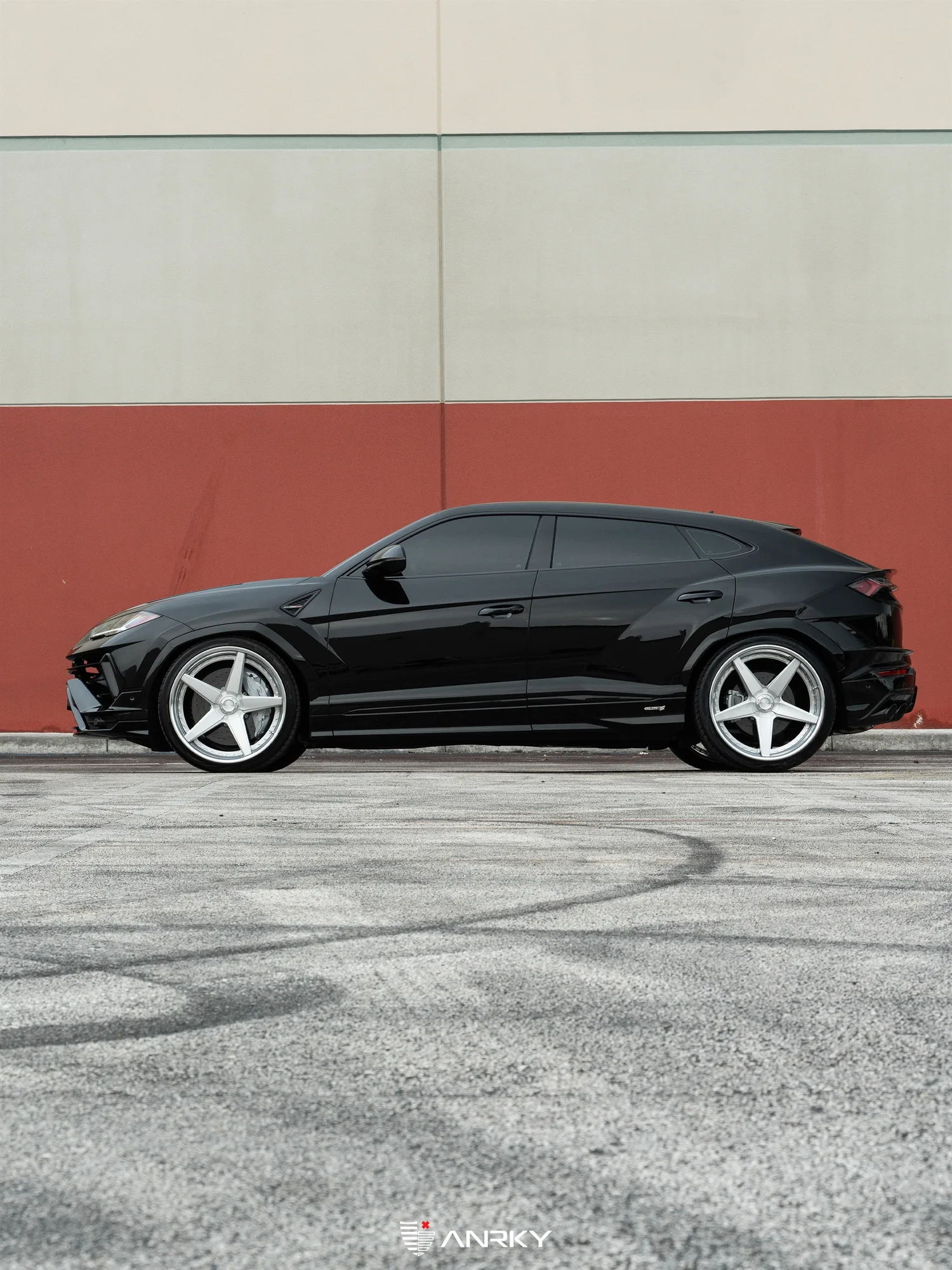 Anrky RETROSeries RS5.3 on Lamborghini Urus (2018), photo 11