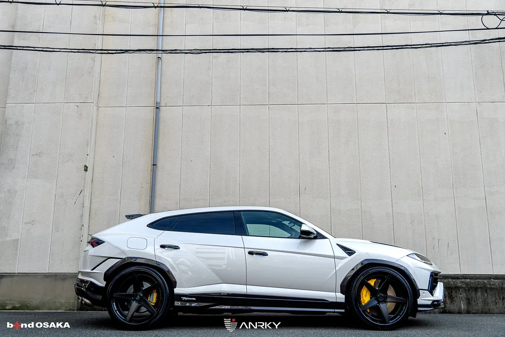 Anrky RETROSeries RS5.3 on Lamborghini Urus (2018), photo 8