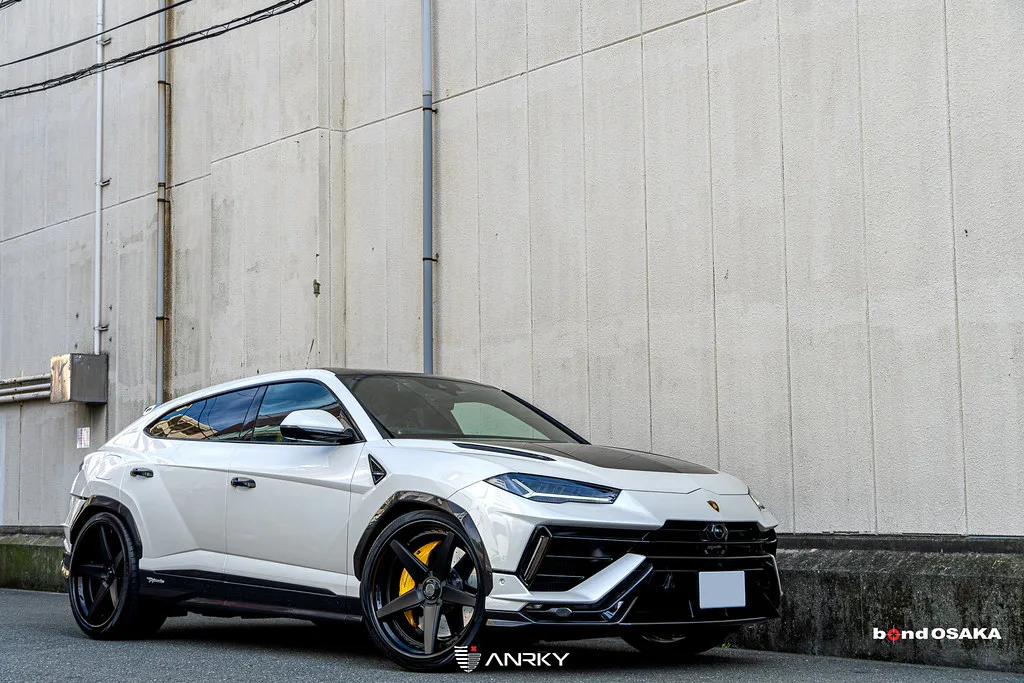 Anrky RETROSeries RS5.3 on Lamborghini Urus (2018), photo 9