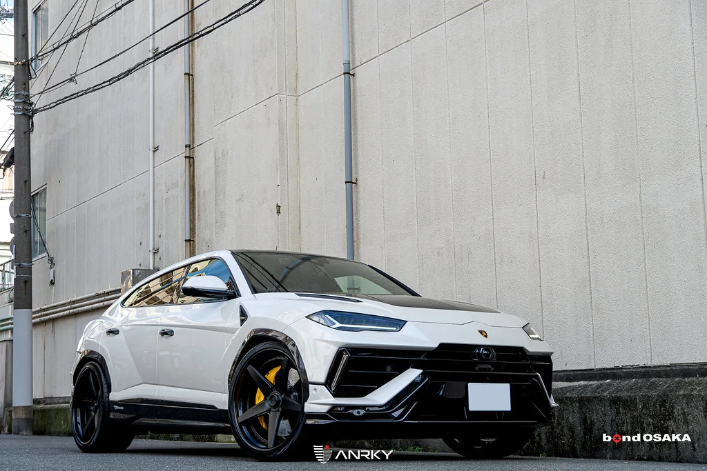 Anrky RETROSeries RS5.3 on Lamborghini Urus (2018), photo 2