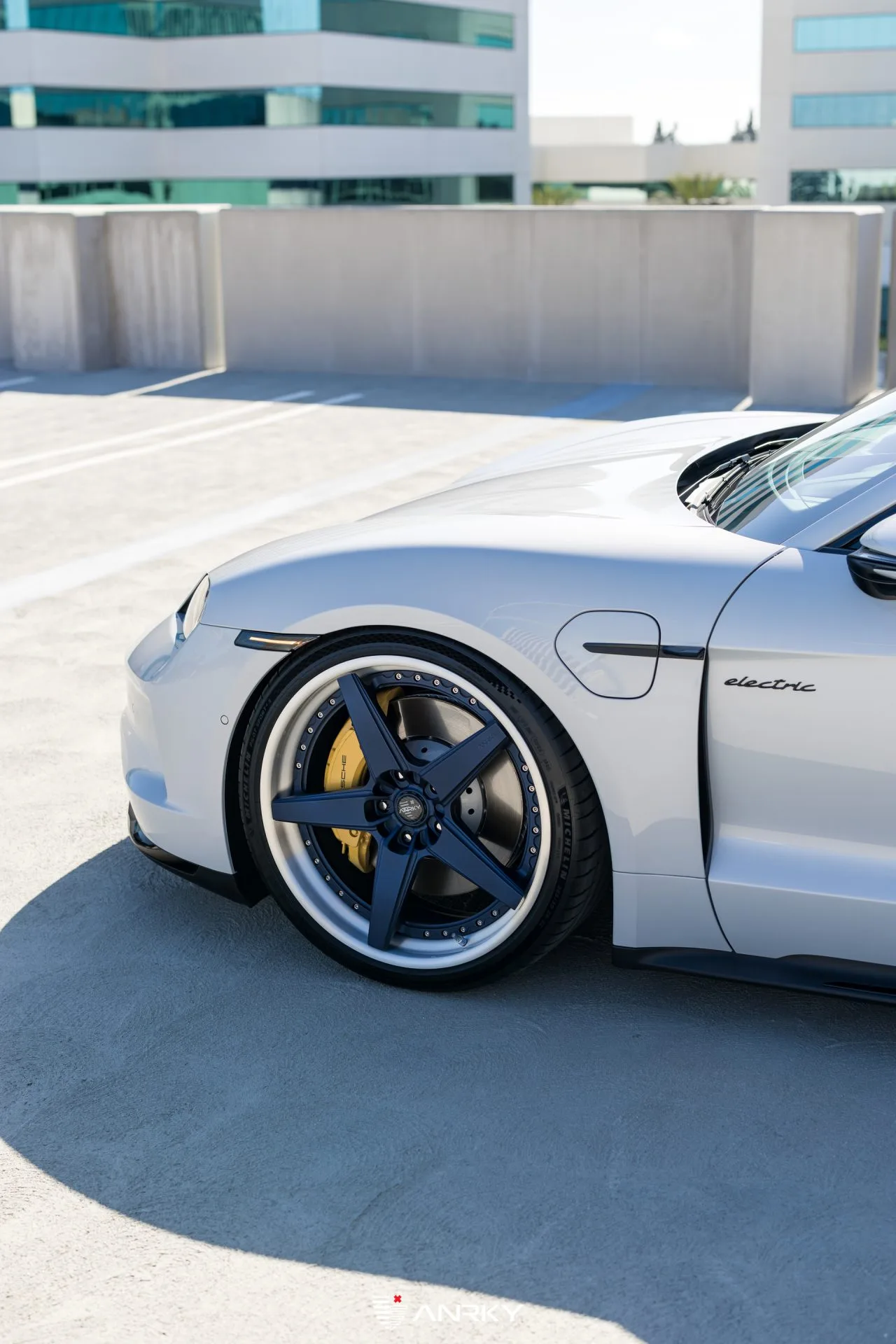 Anrky RETROSeries RS5.3 on Porsche Taycan J1.1, photo 8