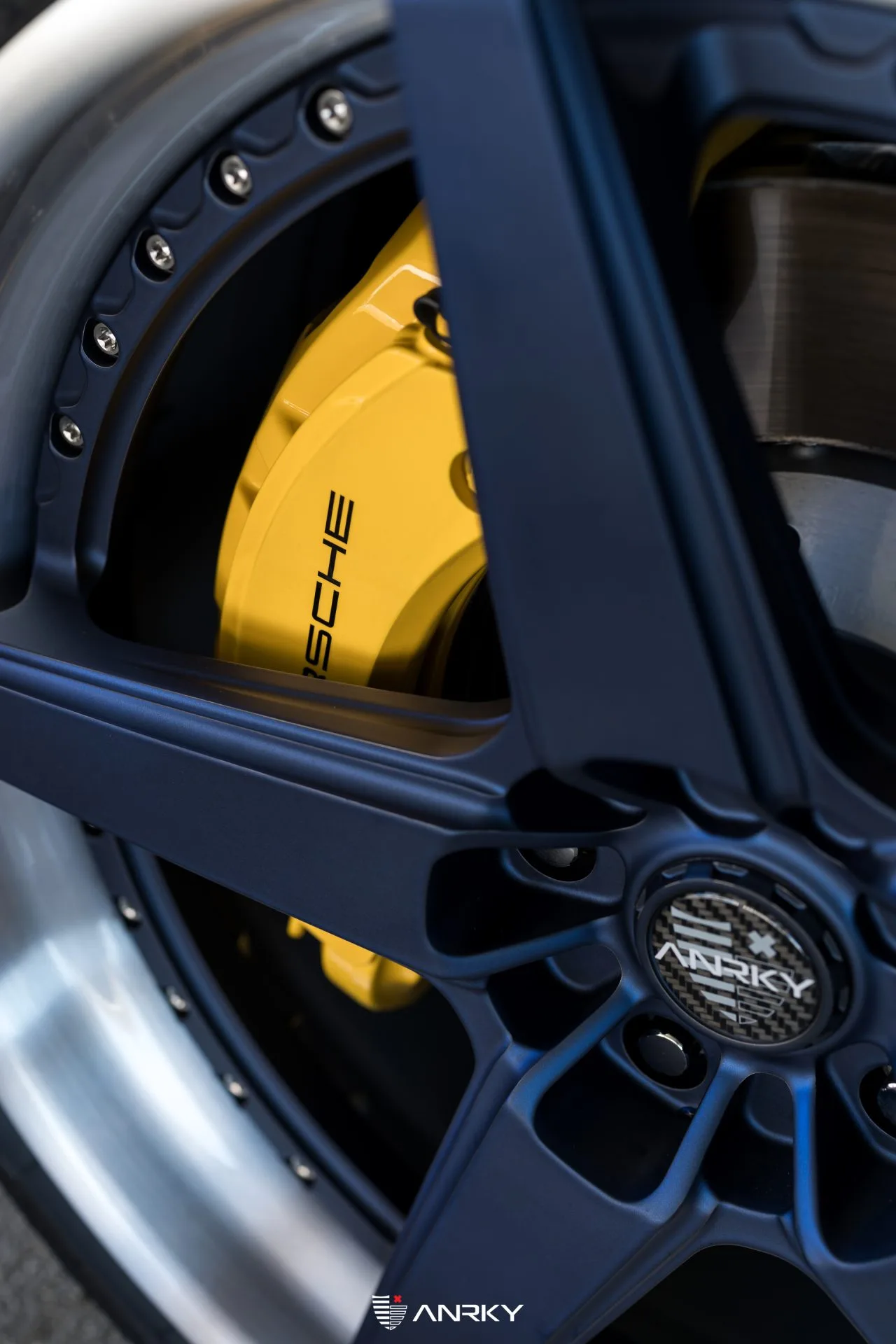 Anrky RETROSeries RS5.3 on Porsche Taycan J1.1, photo 2