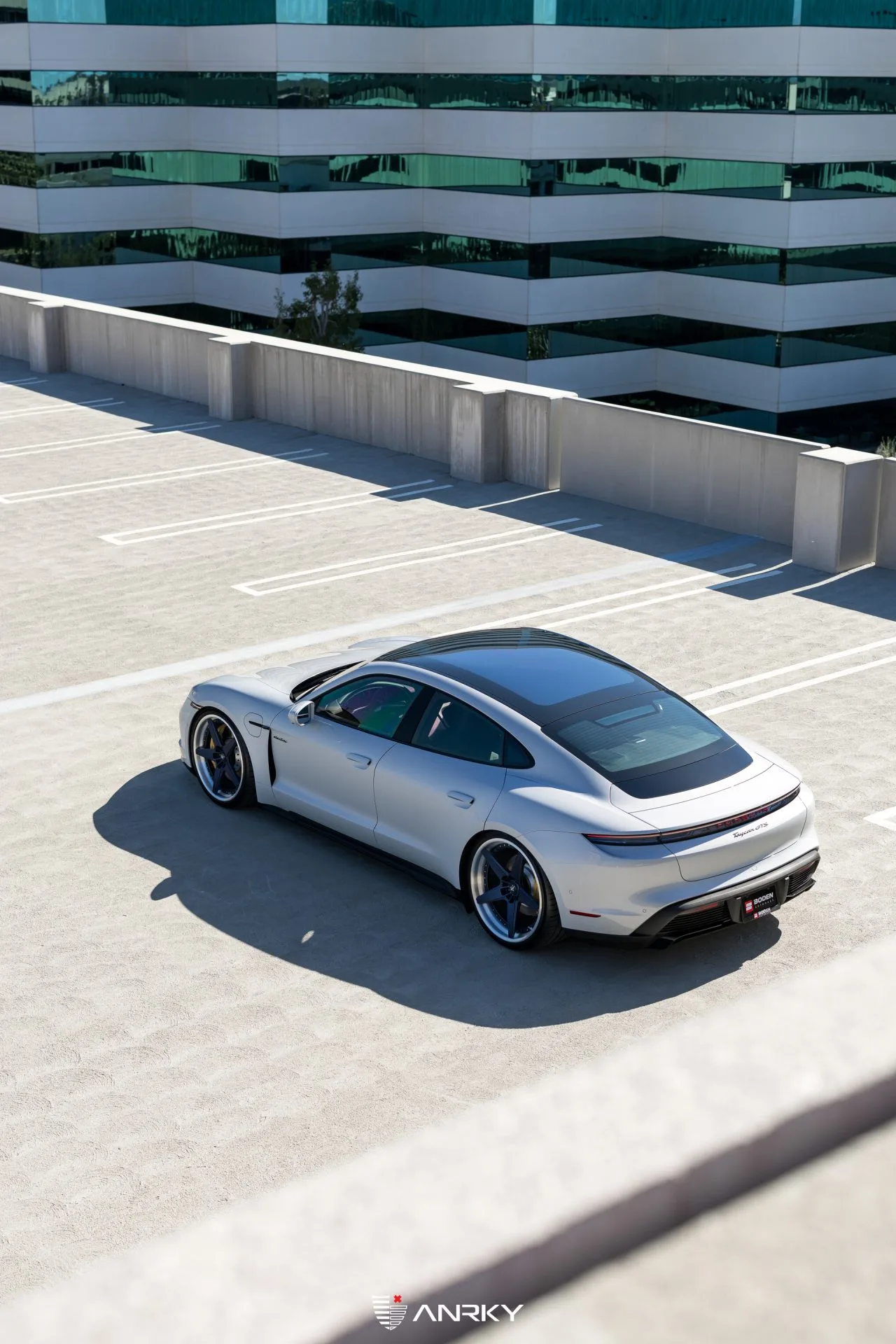 Anrky RETROSeries RS5.3 on Porsche Taycan J1.1, photo 5