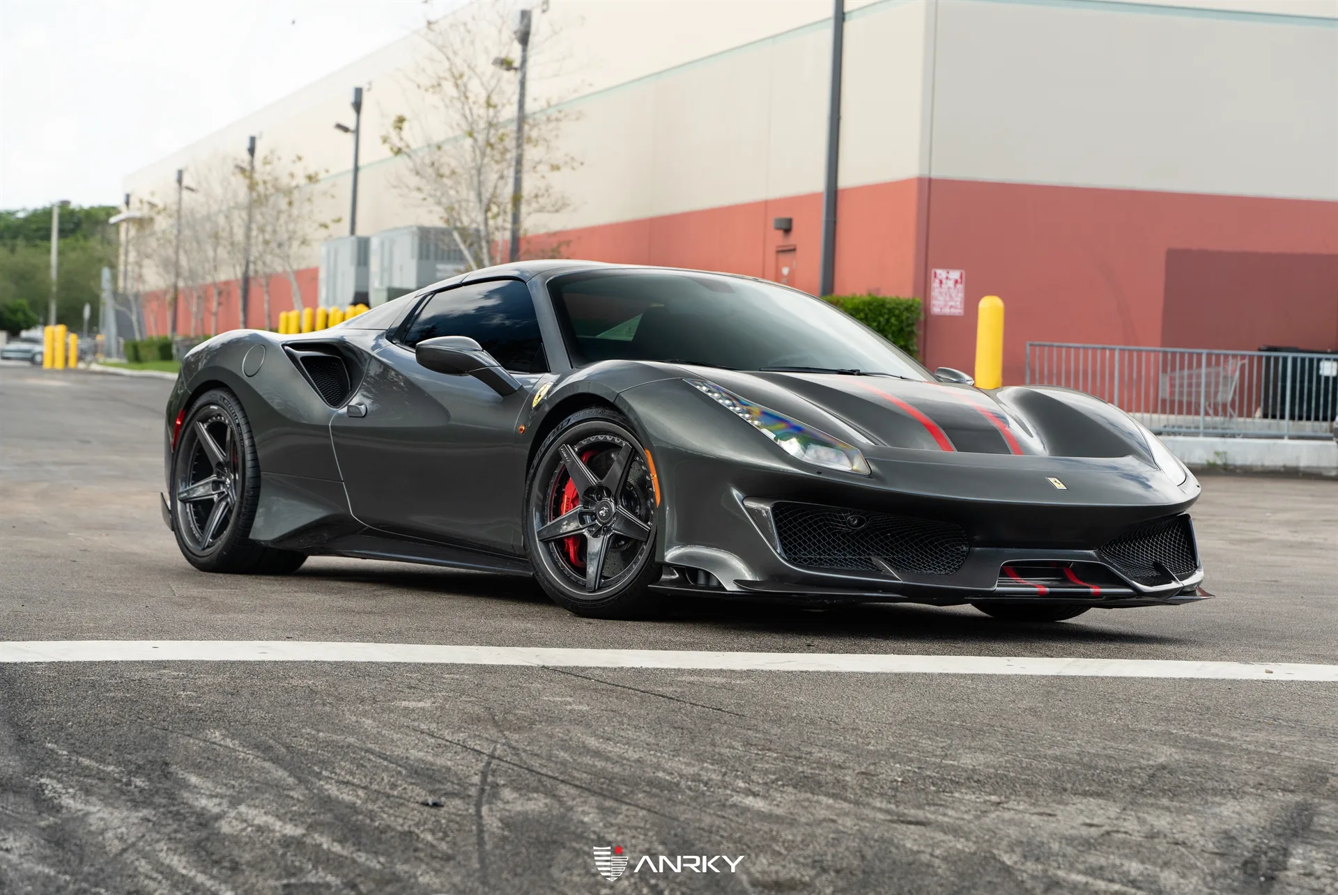 Anrky RETROSeries RS5.3C on Ferrari 488, photo 2