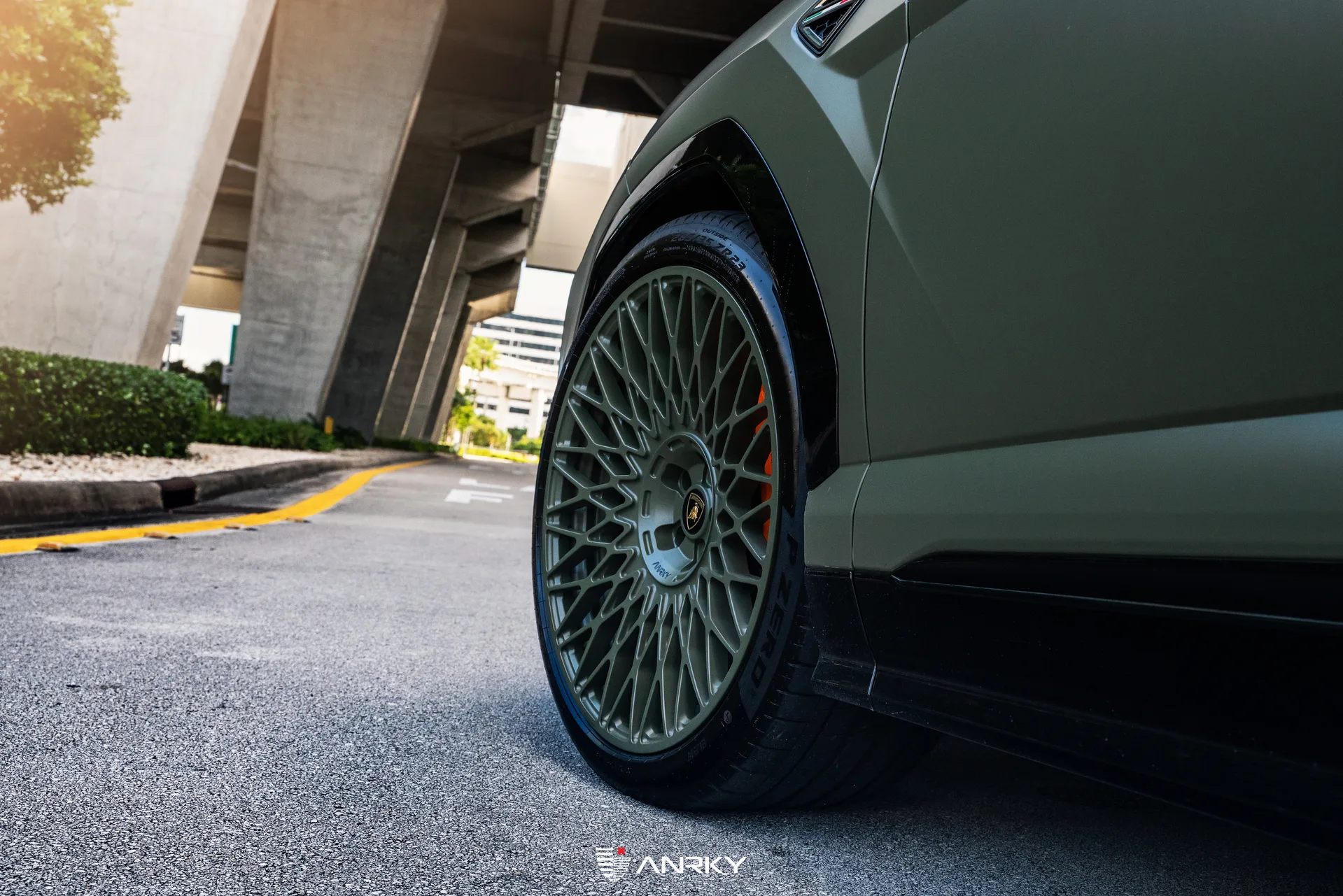 Anrky RETROSeries RS7.1+AEROSport on Lamborghini Urus (2018), photo 8