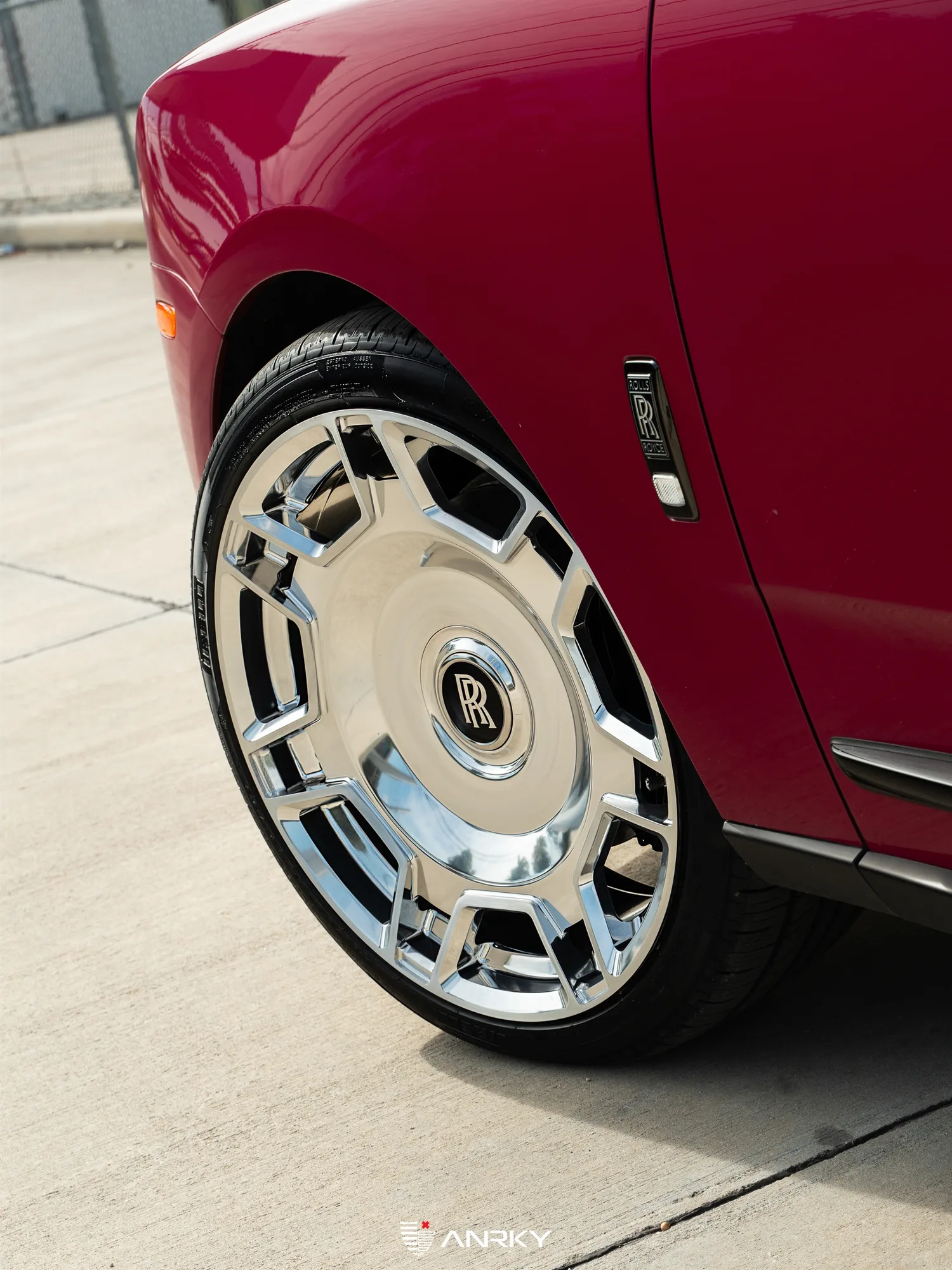 Anrky RF|Series Monoblock RF-177 on Rolls-Royce Cullinan.1, photo 3