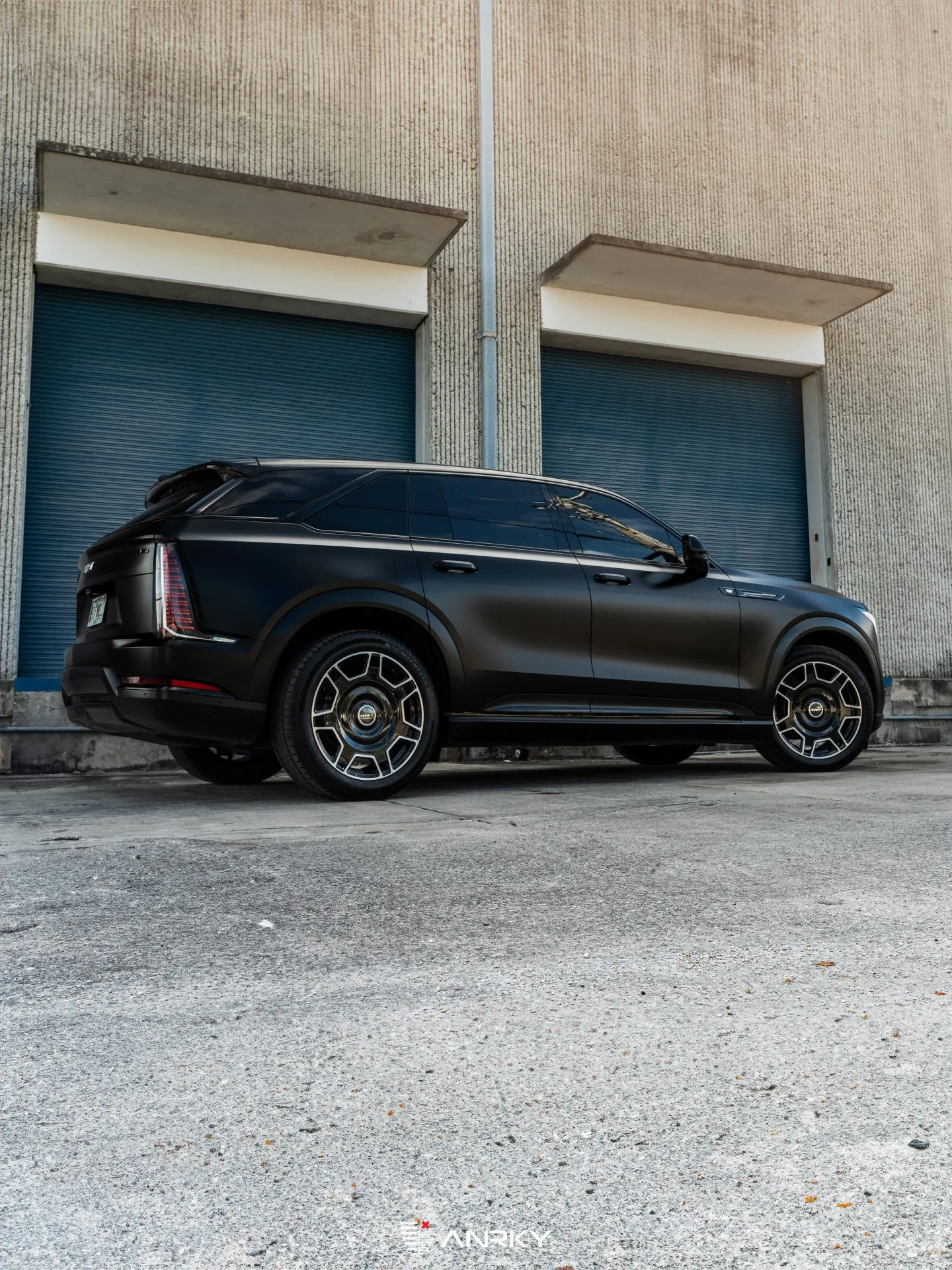 Anrky RF|Series RF-177 on Cadillac Escalade IQ 1st gen, photo 8
