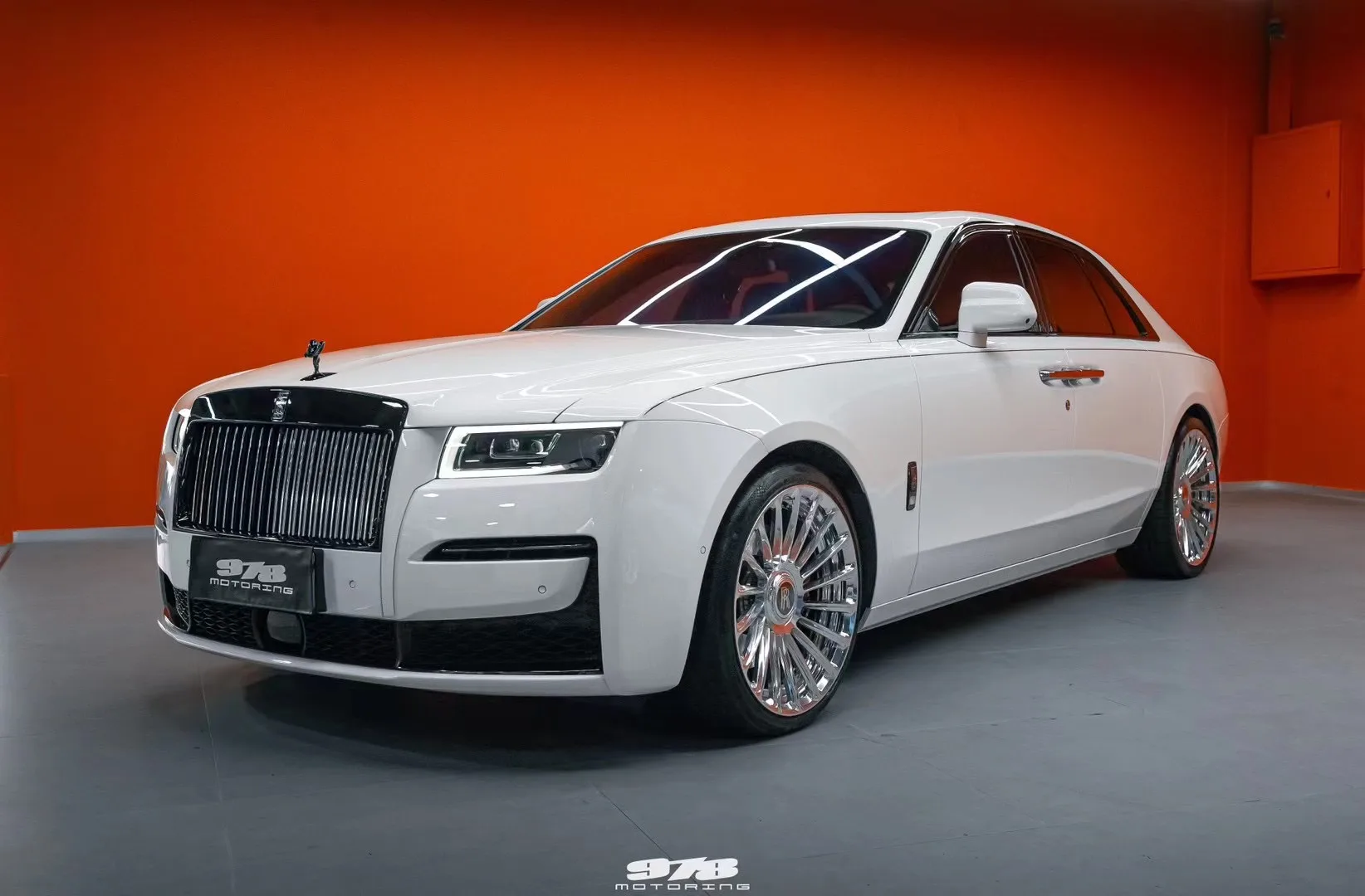 Anrky RF|Series RF-282 on Rolls-Royce Ghost 2nd gen.1