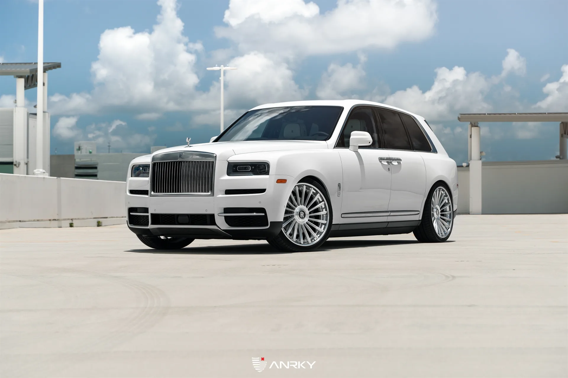 Anrky RF|Series RF-382 on Rolls-Royce Cullinan.1, photo 2
