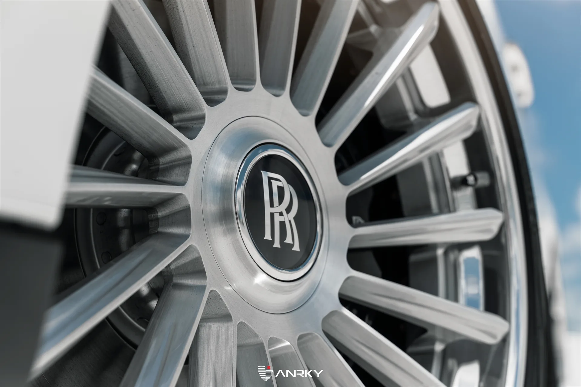 Anrky RF|Series RF-382 on Rolls-Royce Cullinan.1, photo 11