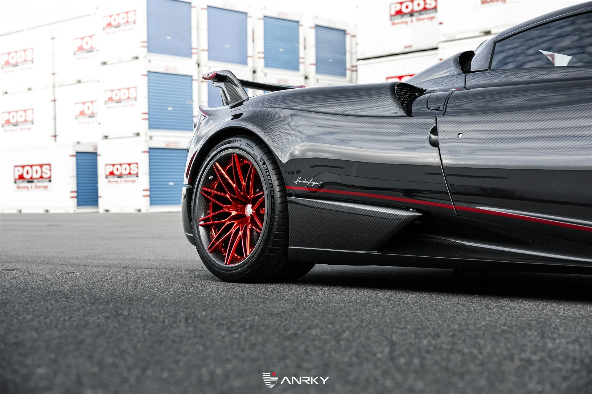 Anrky X|Series Carbon C-X6 on Pagani Huayra, photo 8