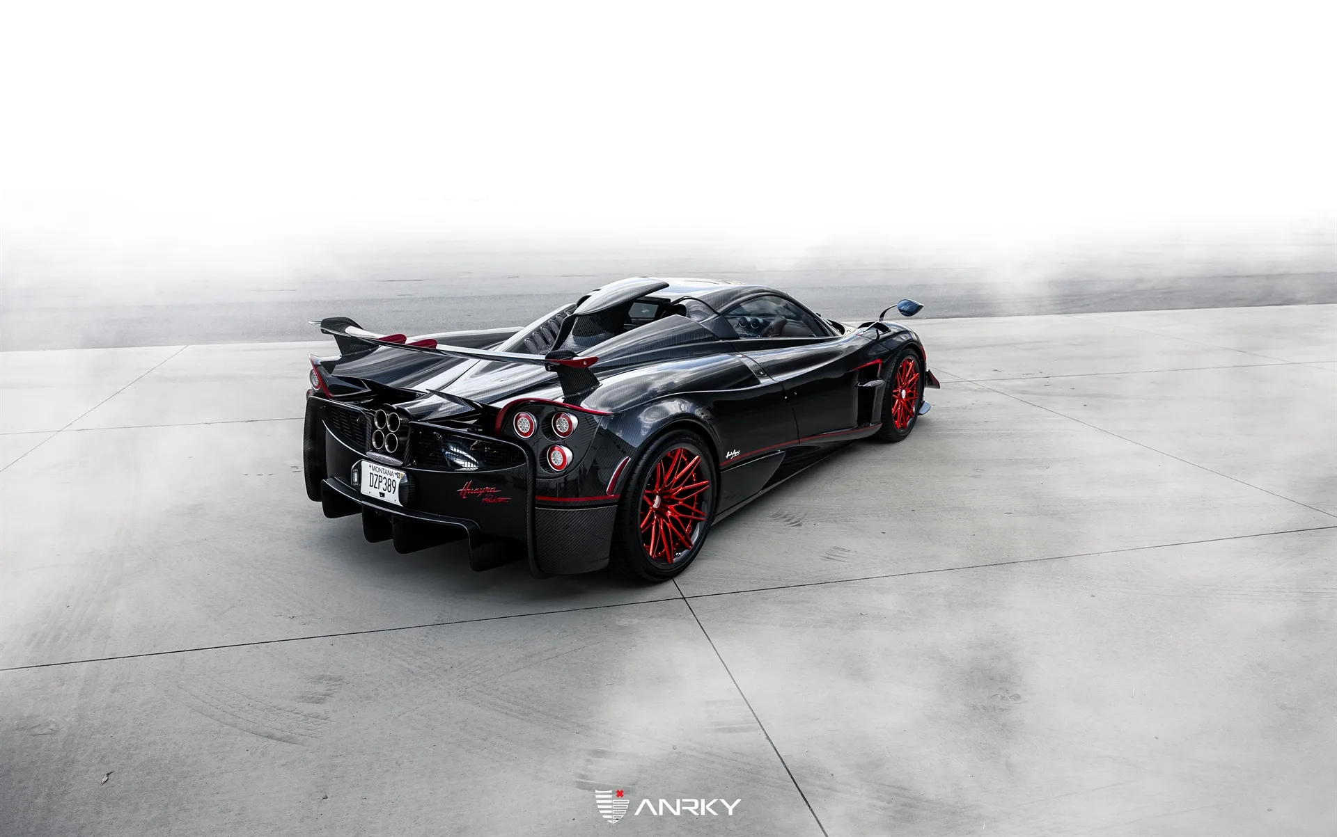 Anrky X|Series Carbon C-X6 on Pagani Huayra, photo 3