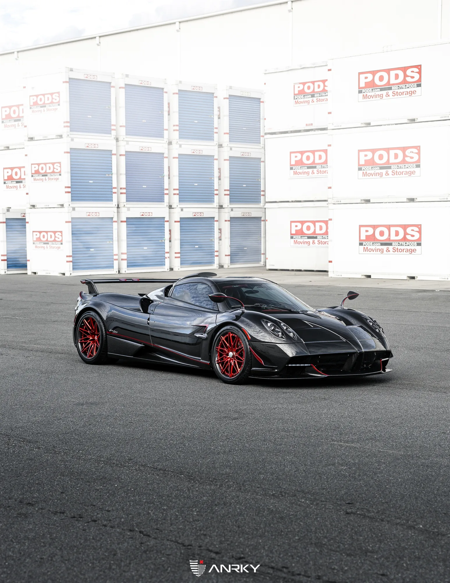 Anrky X|Series Carbon C-X6 on Pagani Huayra, photo 2