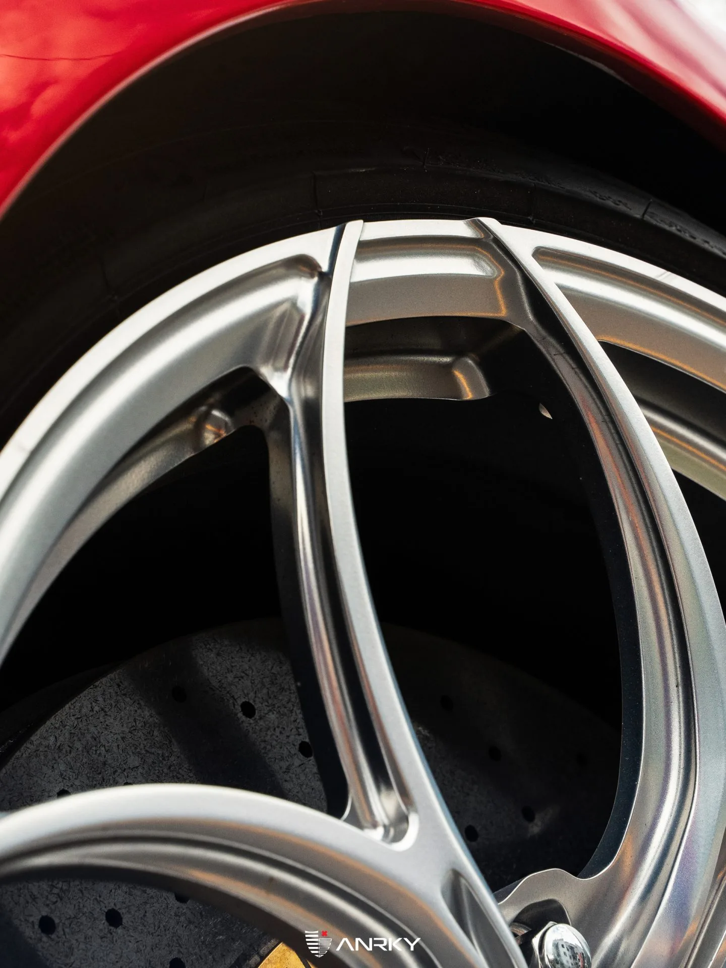 Anrky X|Series S1-X0 on Bugatti Veyron, photo 3