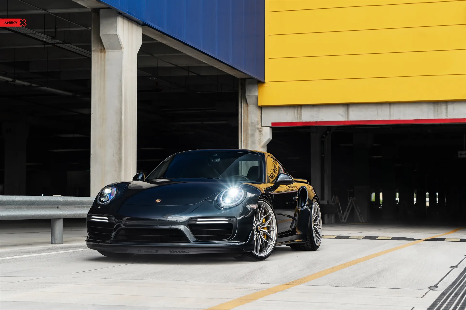 Anrky X|Series S1-X1 Centerlock on Porsche 911 991.1