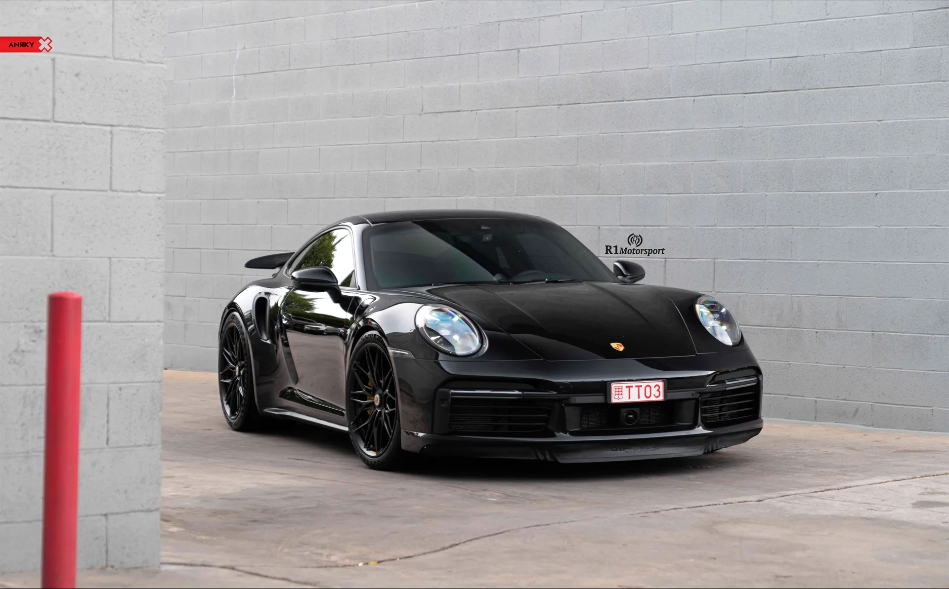 Anrky X|Series S1-X1 on Porsche 911 992.1