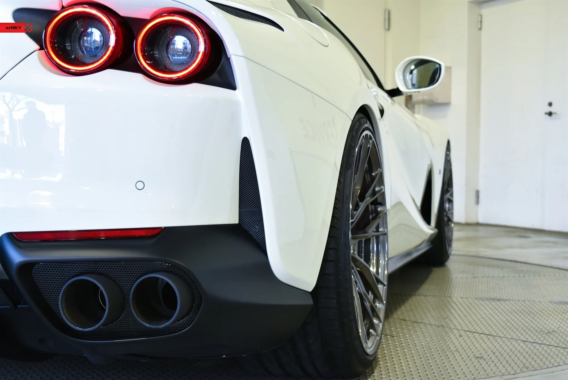 Anrky X|Series S1-X5 on Ferrari 812 F152M, photo 5