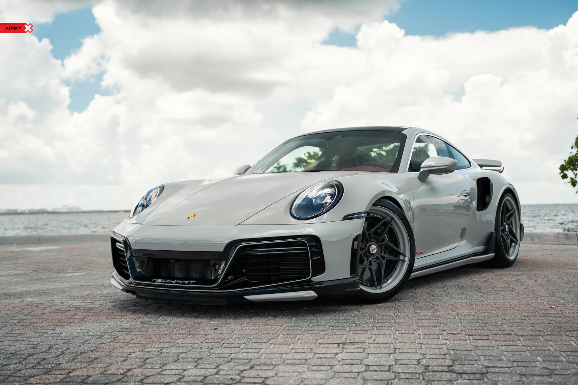 Anrky X|Series S3-X3 on Porsche 911 992.1