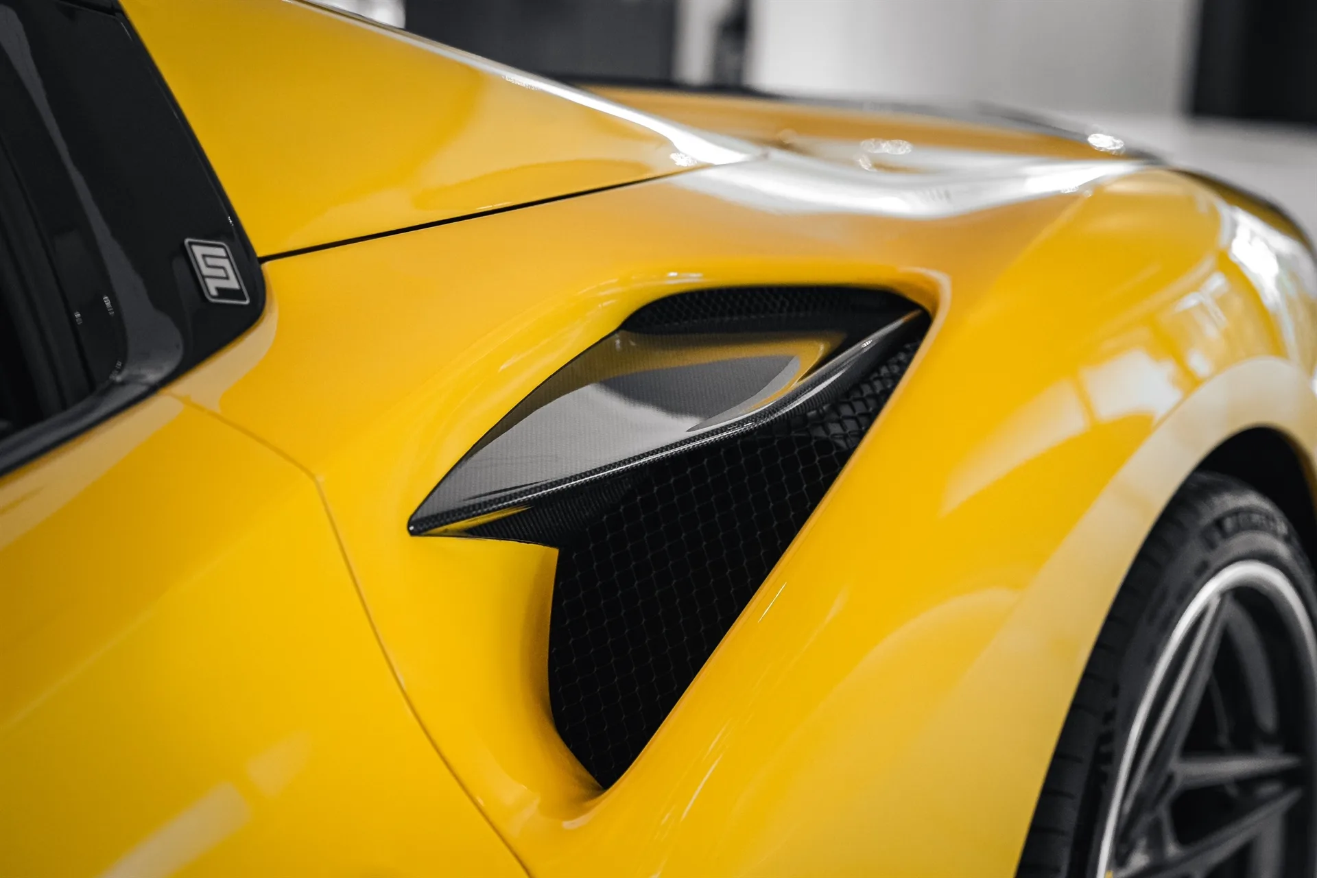 Anrky X|Series S3-X3 on Ferrari F8 F142MFL, photo 7