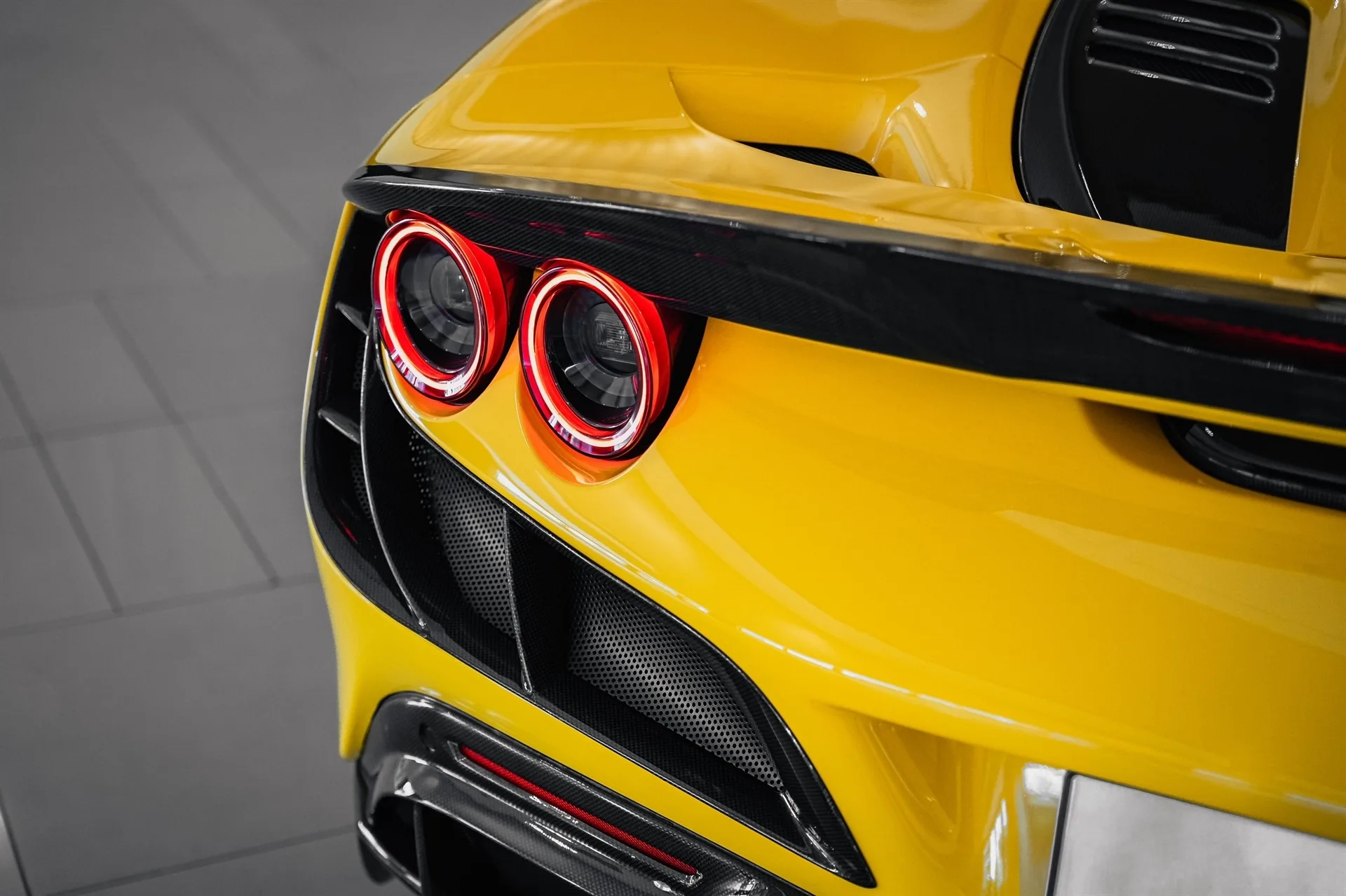 Anrky X|Series S3-X3 on Ferrari F8 F142MFL, photo 4