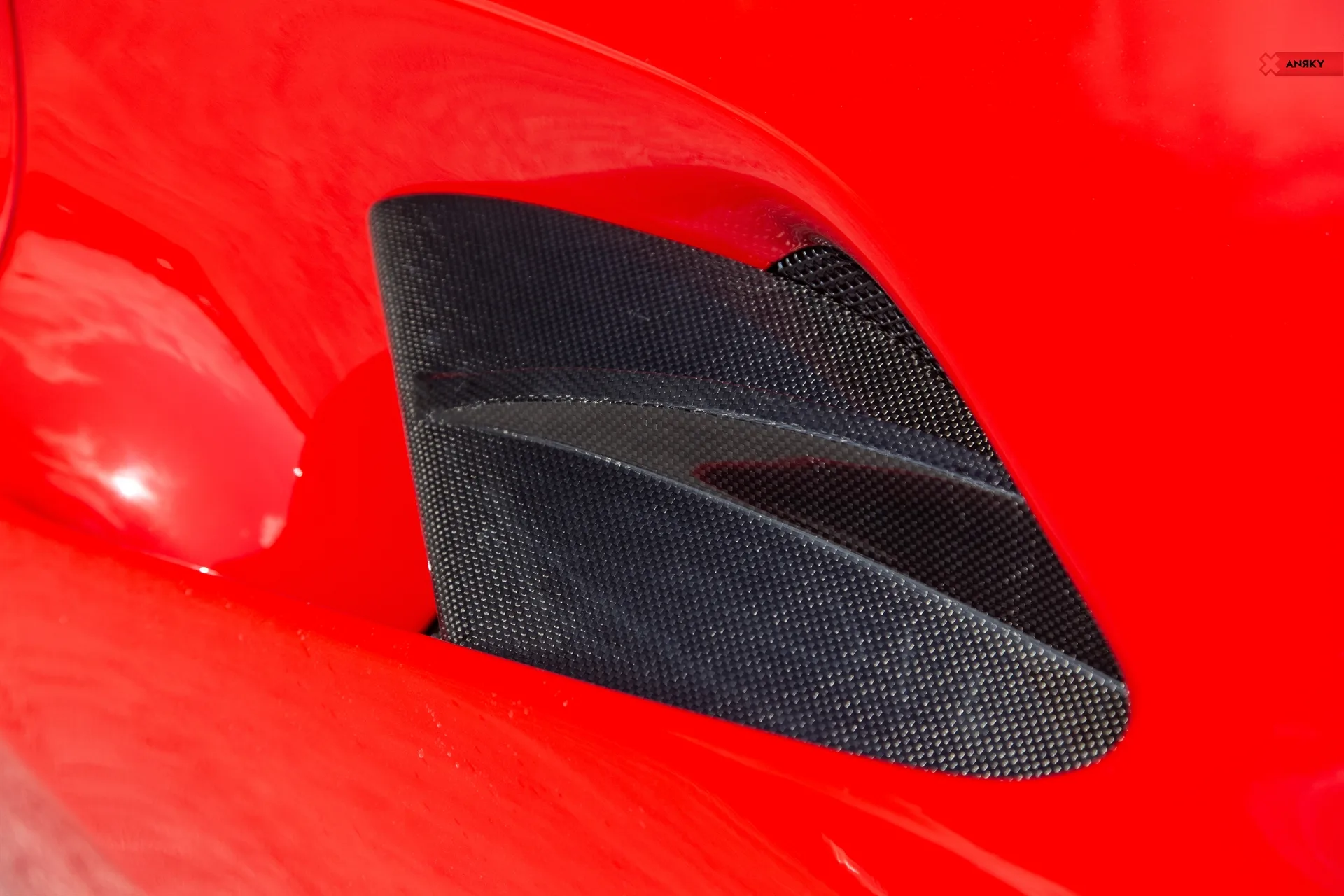 Anrky X|Series S3-X3 on Ferrari 488, photo 2